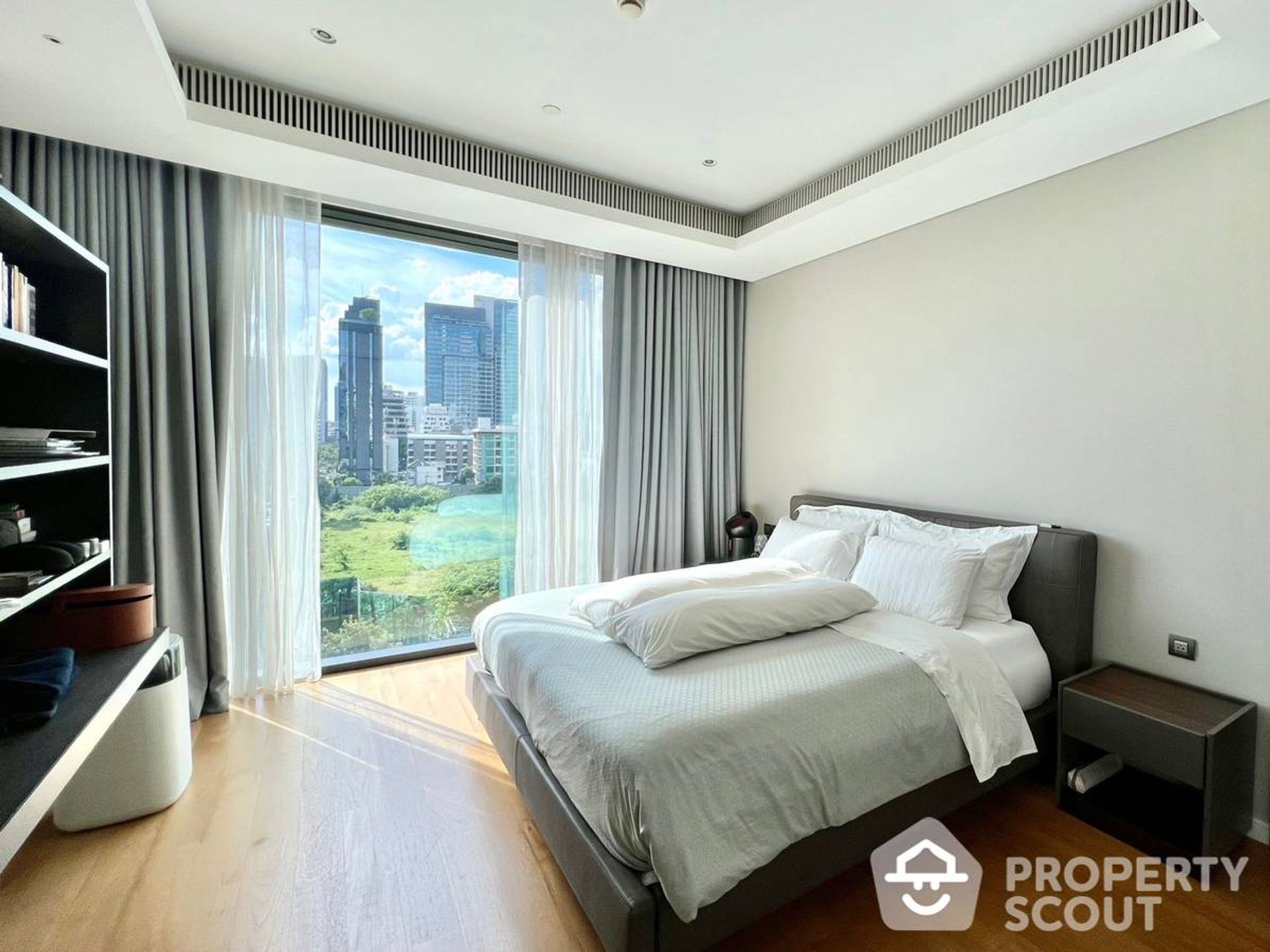 Condominium in Pathum Wan, Krung Thep Maha Nakhon 12341906