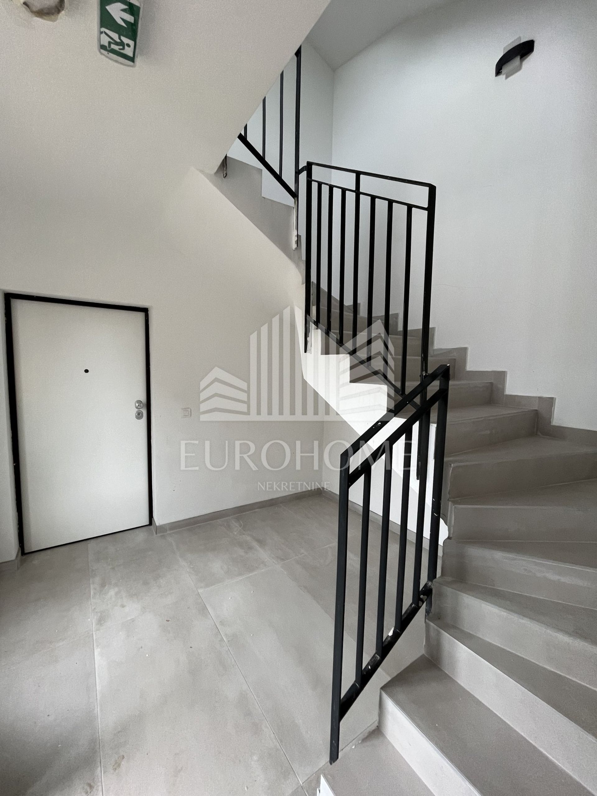 Condominio en Nin, Zadar County 12343963