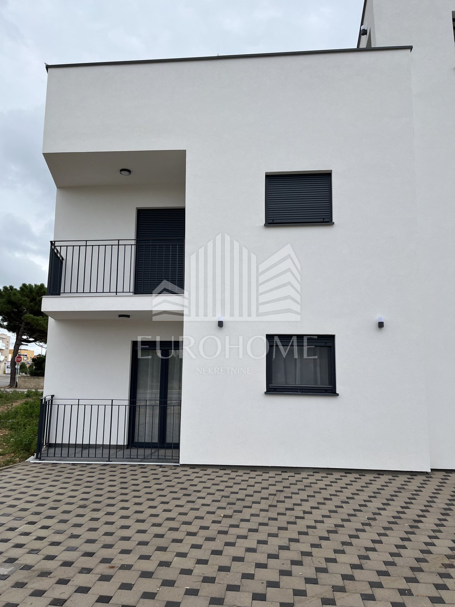 Condominio en Nin, Zadar County 12343963