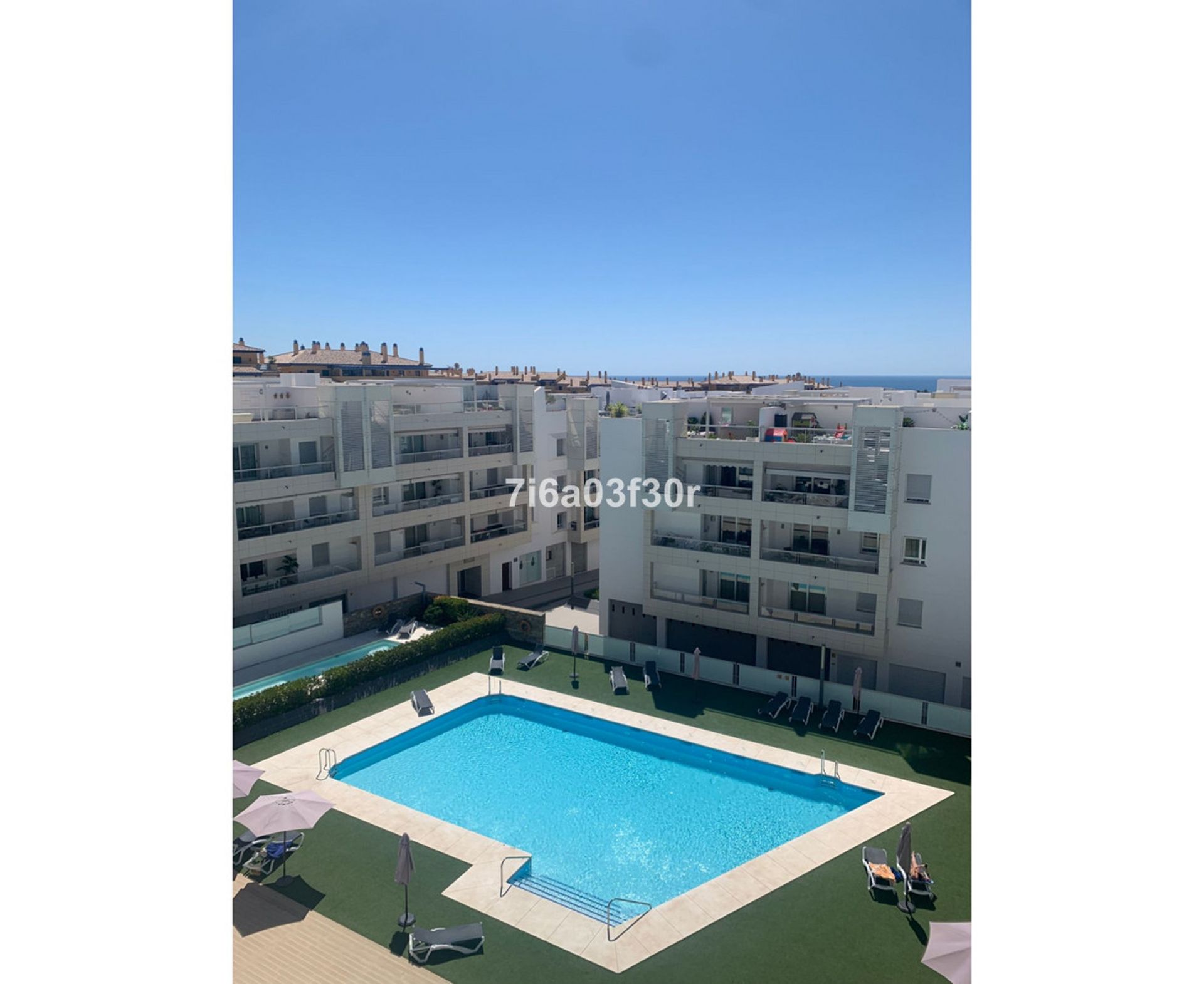 Condominium dans San Pedro de Alcántara, Andalusia 12346205