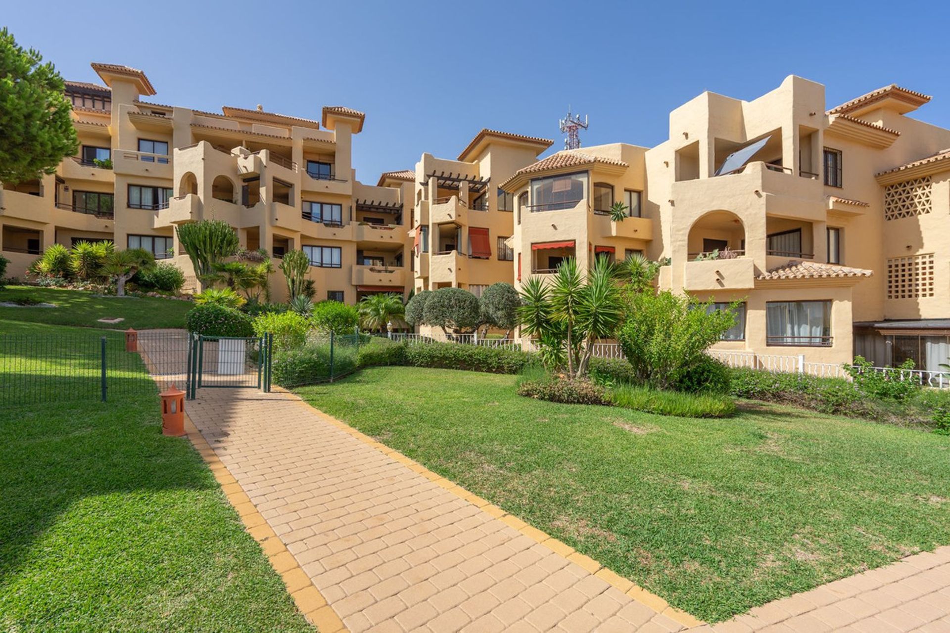 Condominio nel Benalmádena, Andalusia 12346267