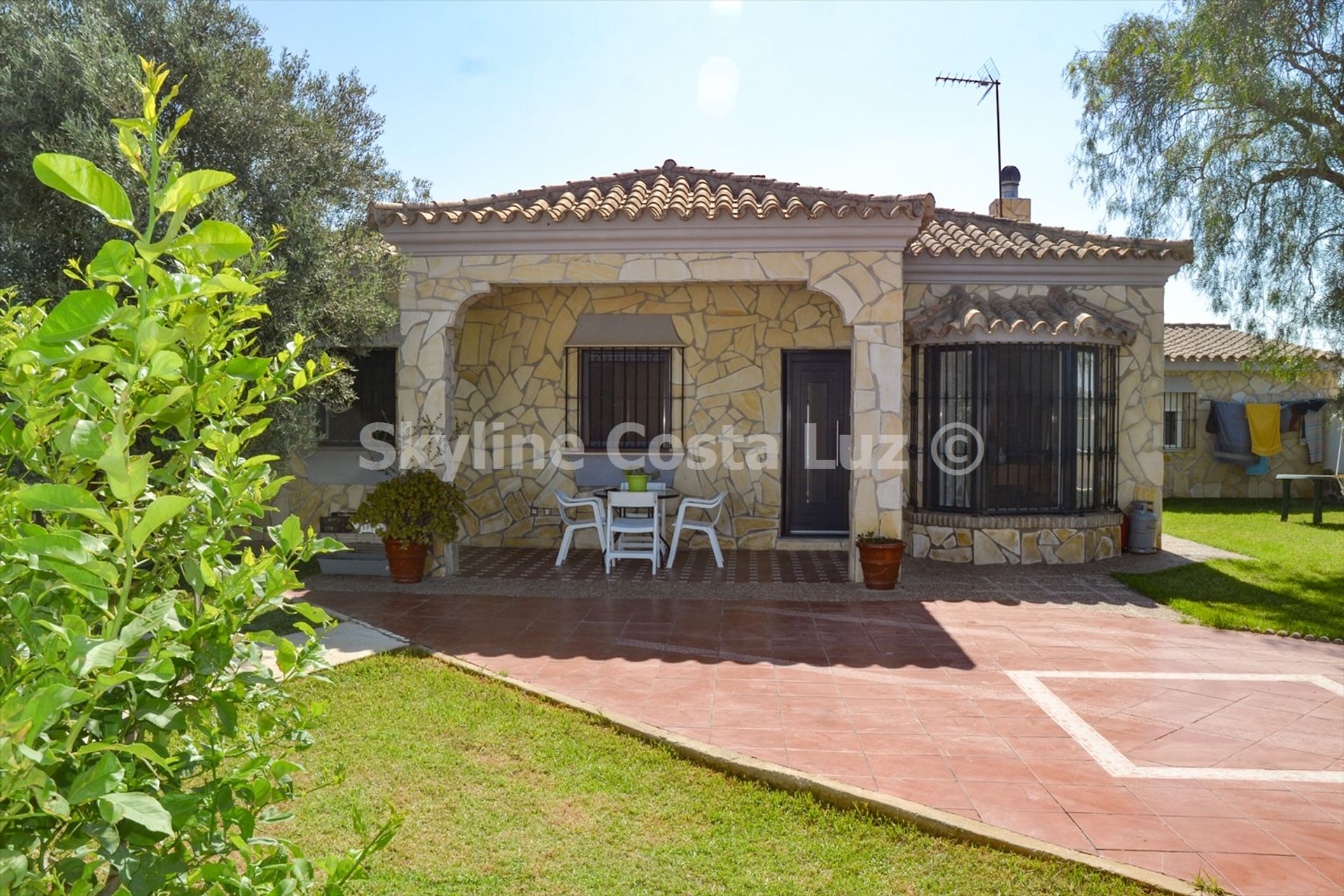 Huis in Chiclana de la Frontera, Andalucía 12347102