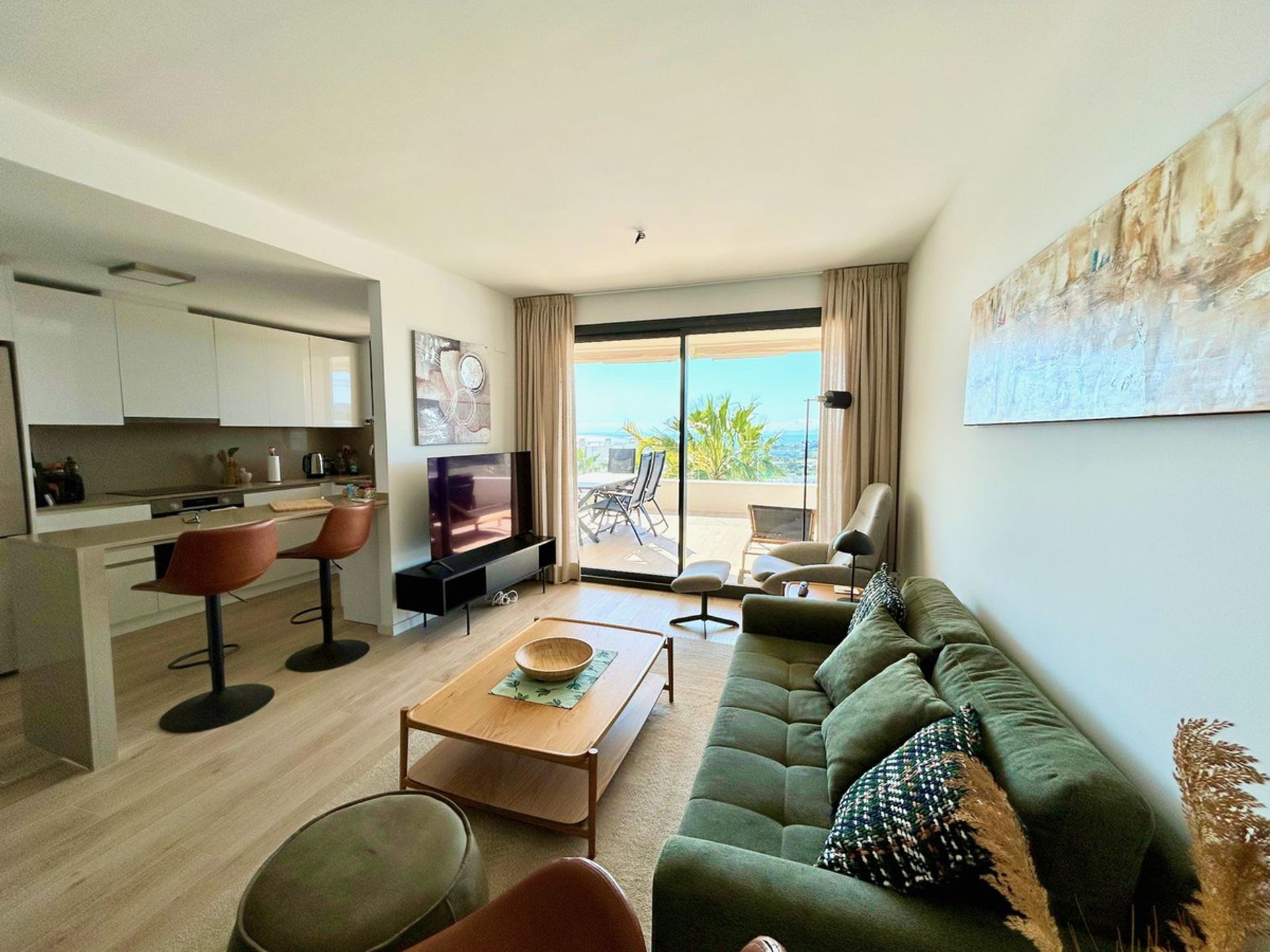 Condominium dans Estepona, Andalusia 12347341