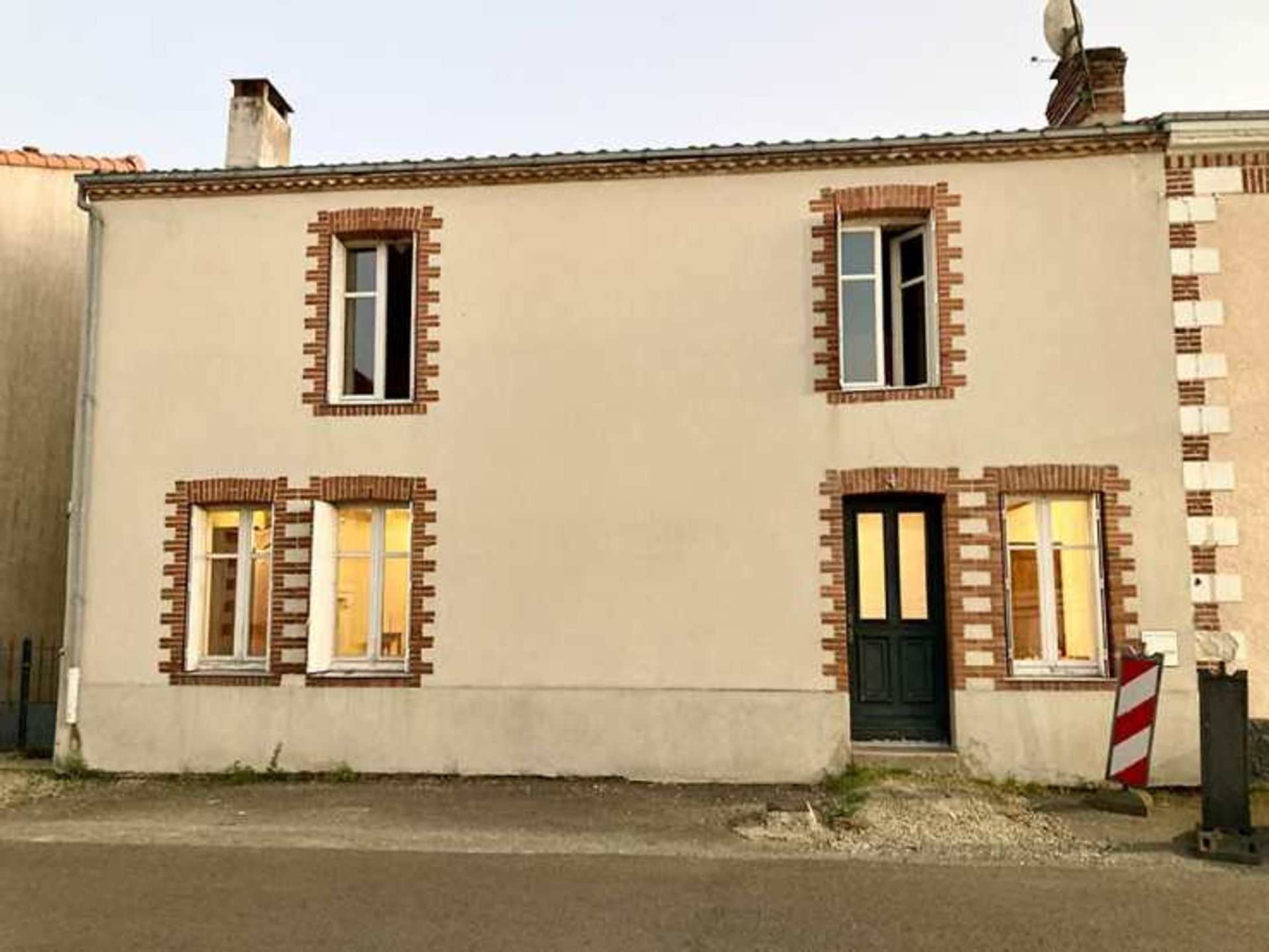 Hus i Pont-Saint-Martin, Pays de la Loire 12347781