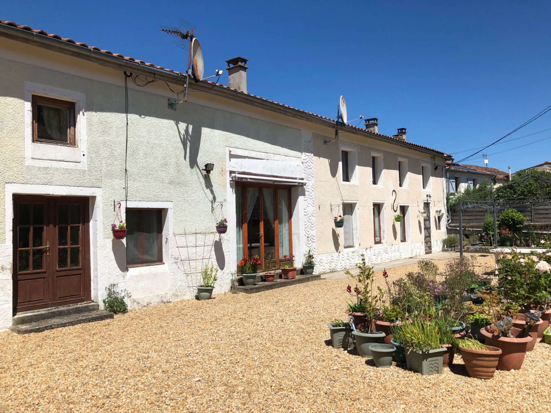 Rumah di Nere, Nouvelle-Aquitaine 12347968