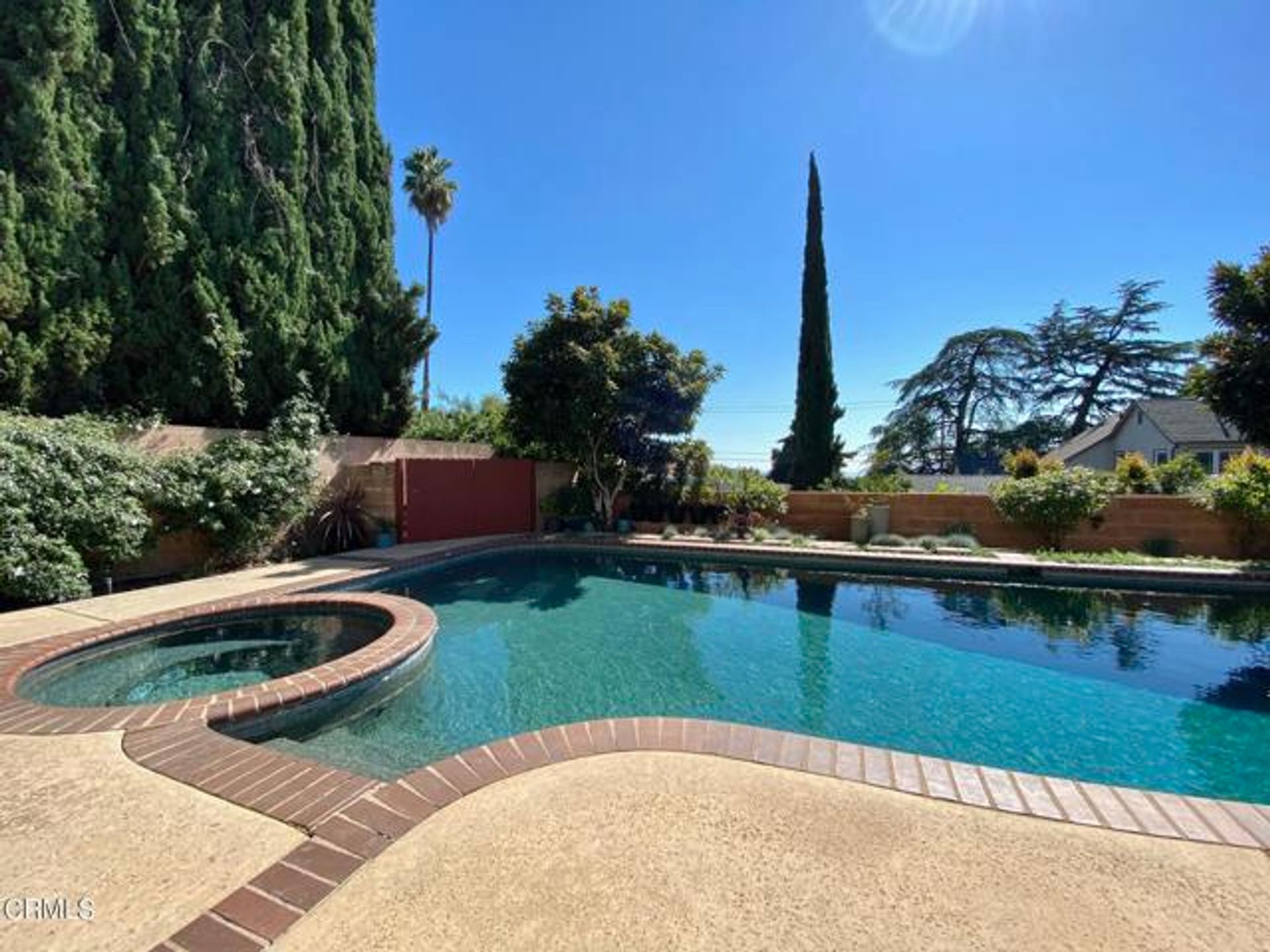 House in La Crescenta-Montrose, California 12347991