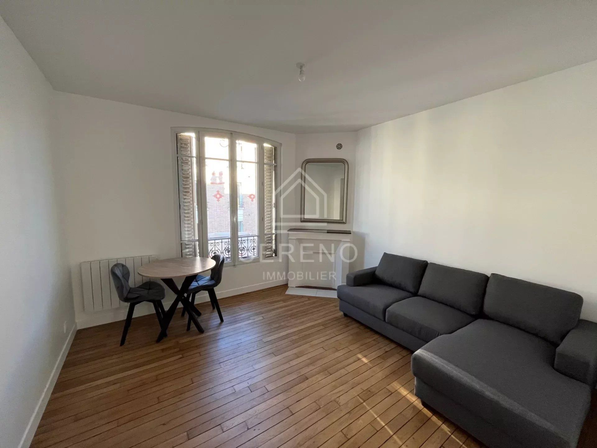 Residential in Saint-Maurice, Val-de-Marne 12348089