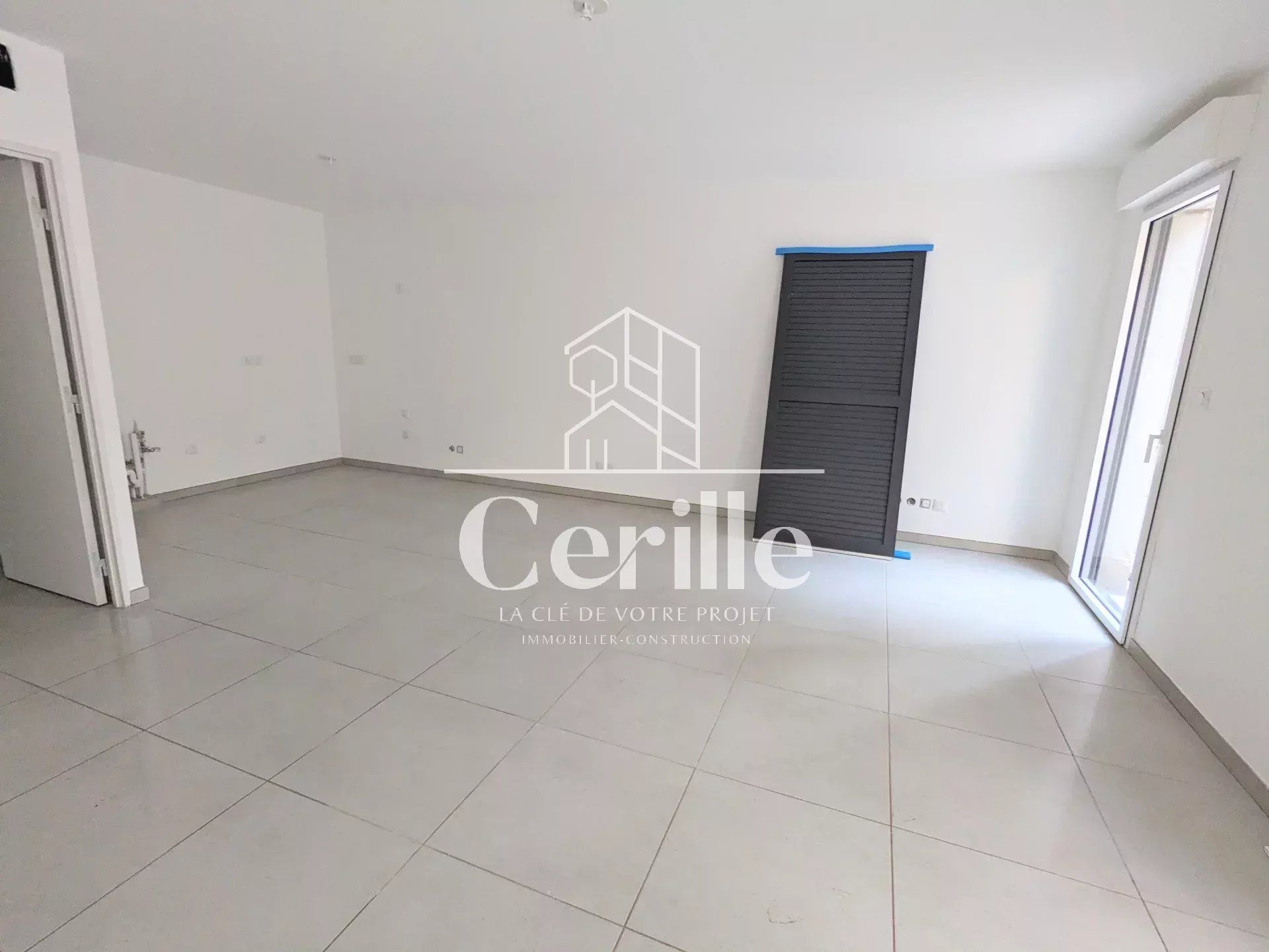 Condominio nel Aix-en-Provence, Provenza-Alpi-Costa Azzurra 12348167