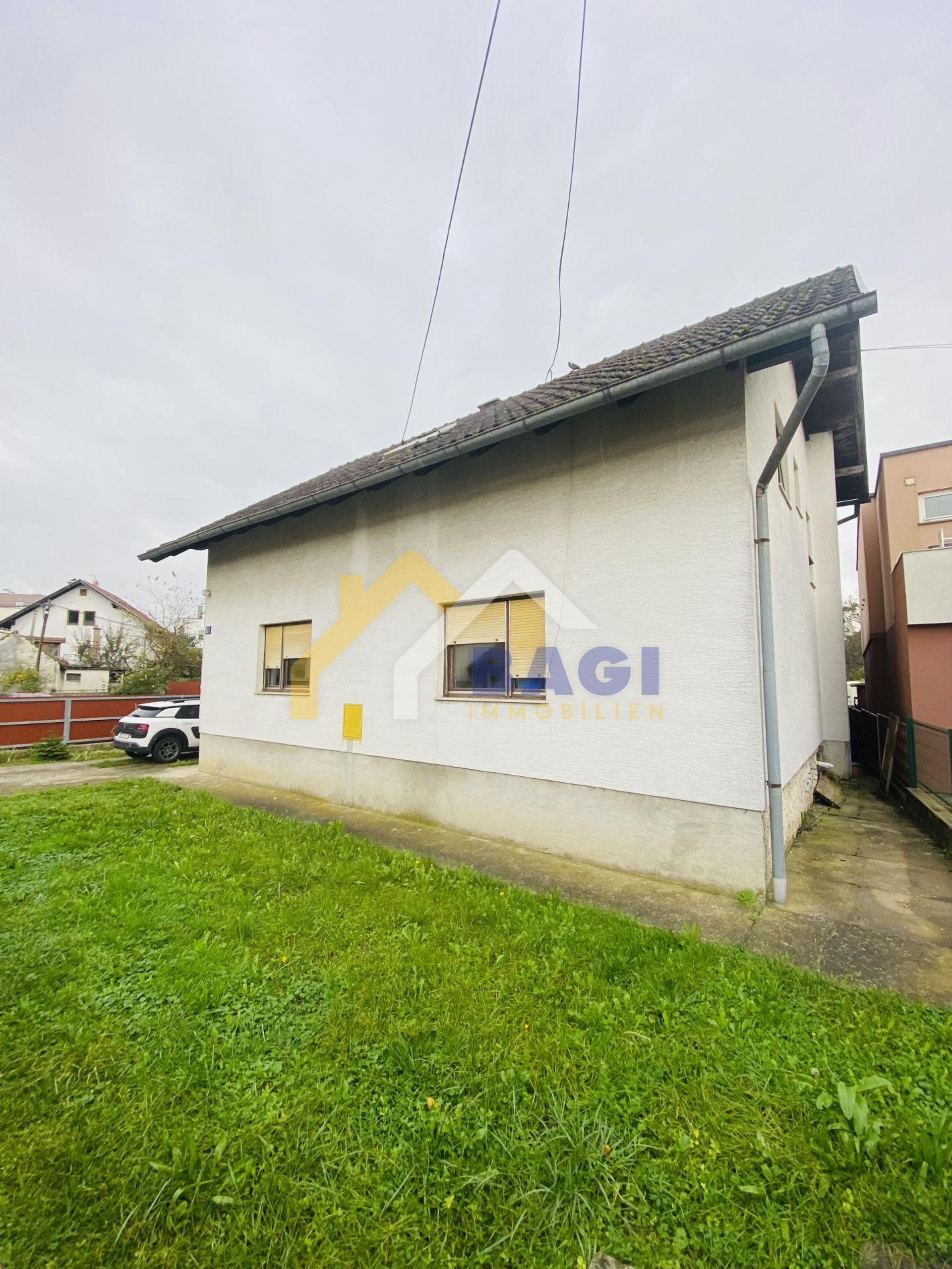 House in Stenjevec, Zagreb, Grad 12348838