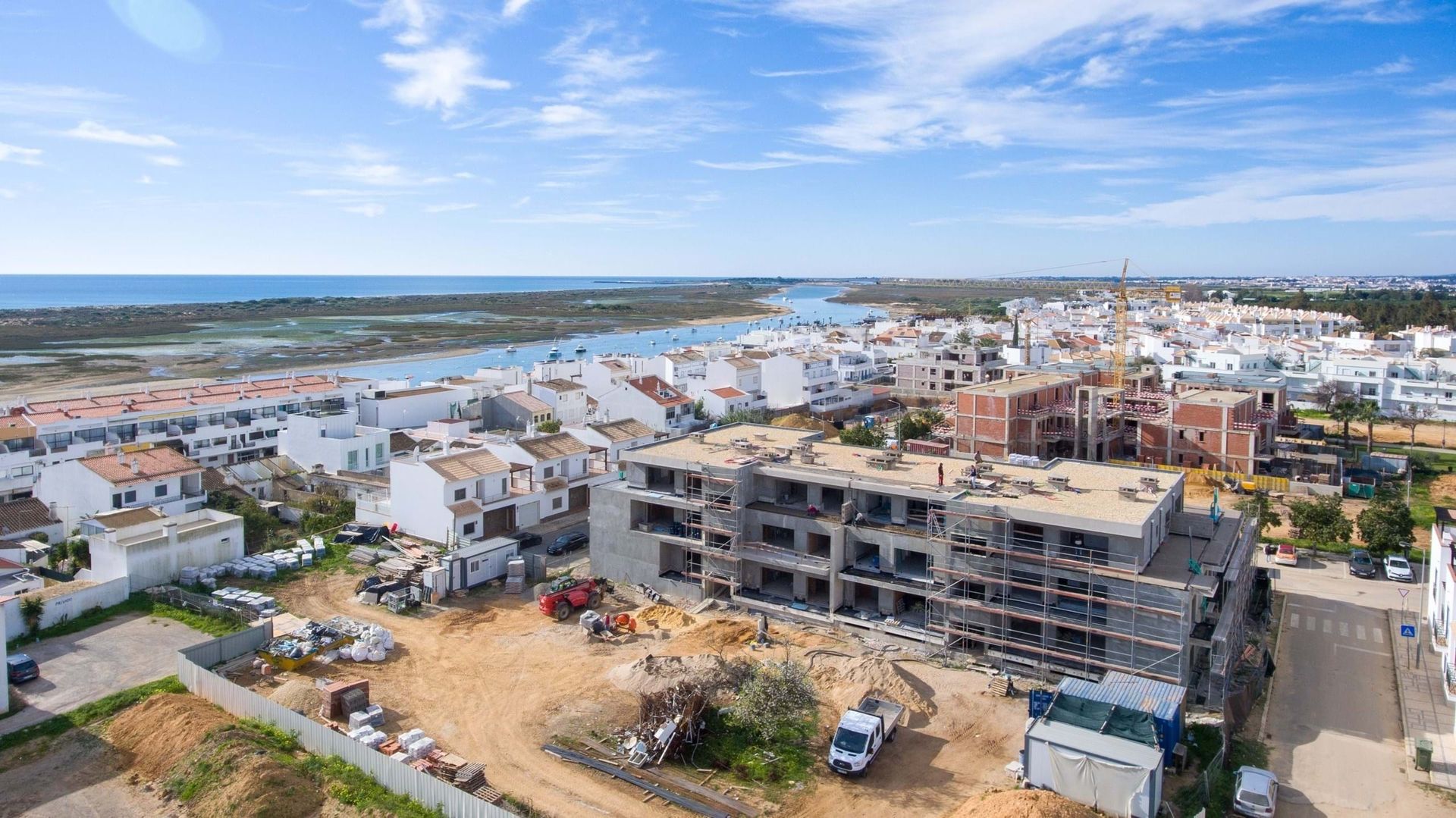 Condominium in Tavira, Faro District 12349845