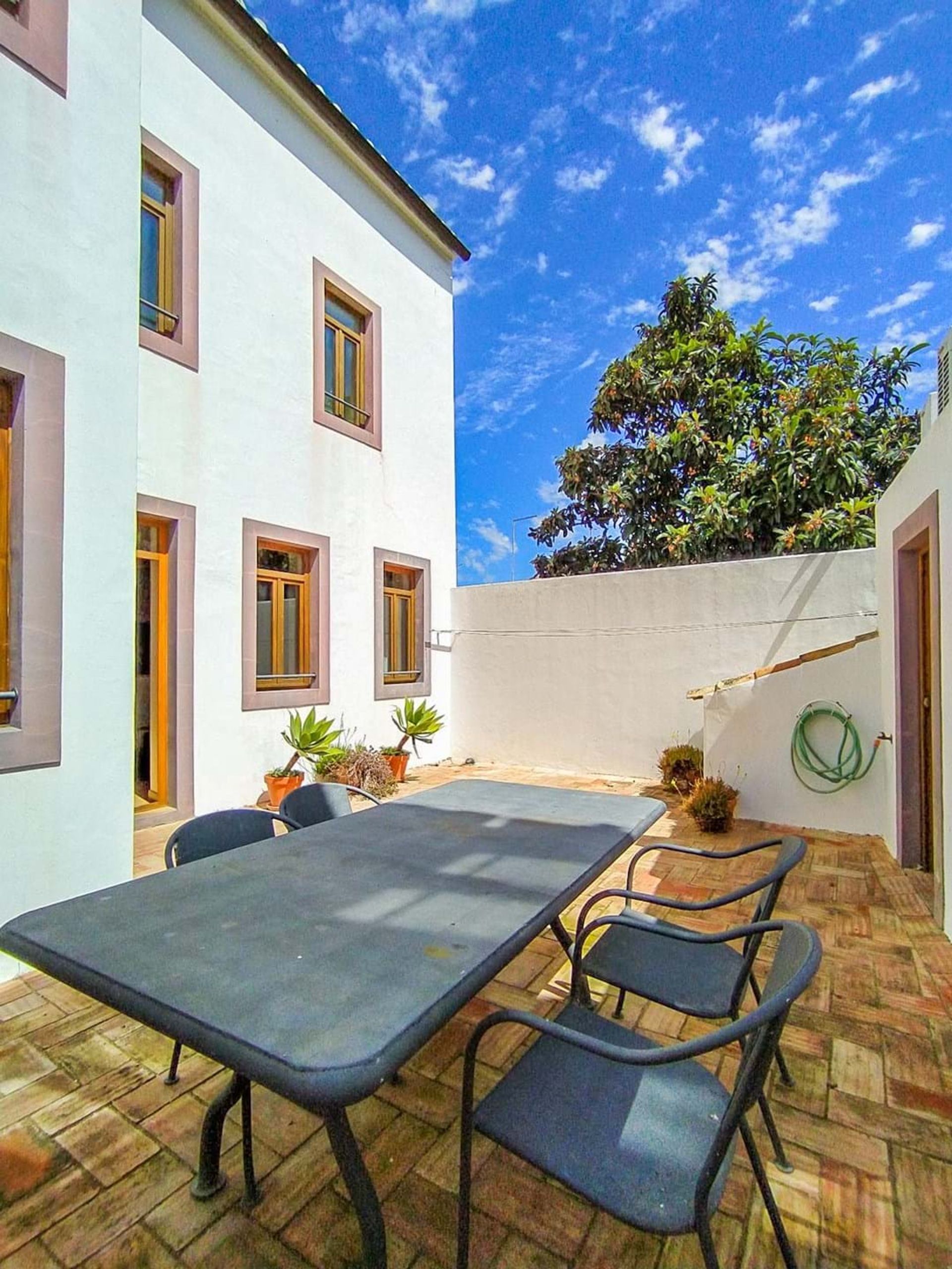 Haus im Faro, Faro District 12350004