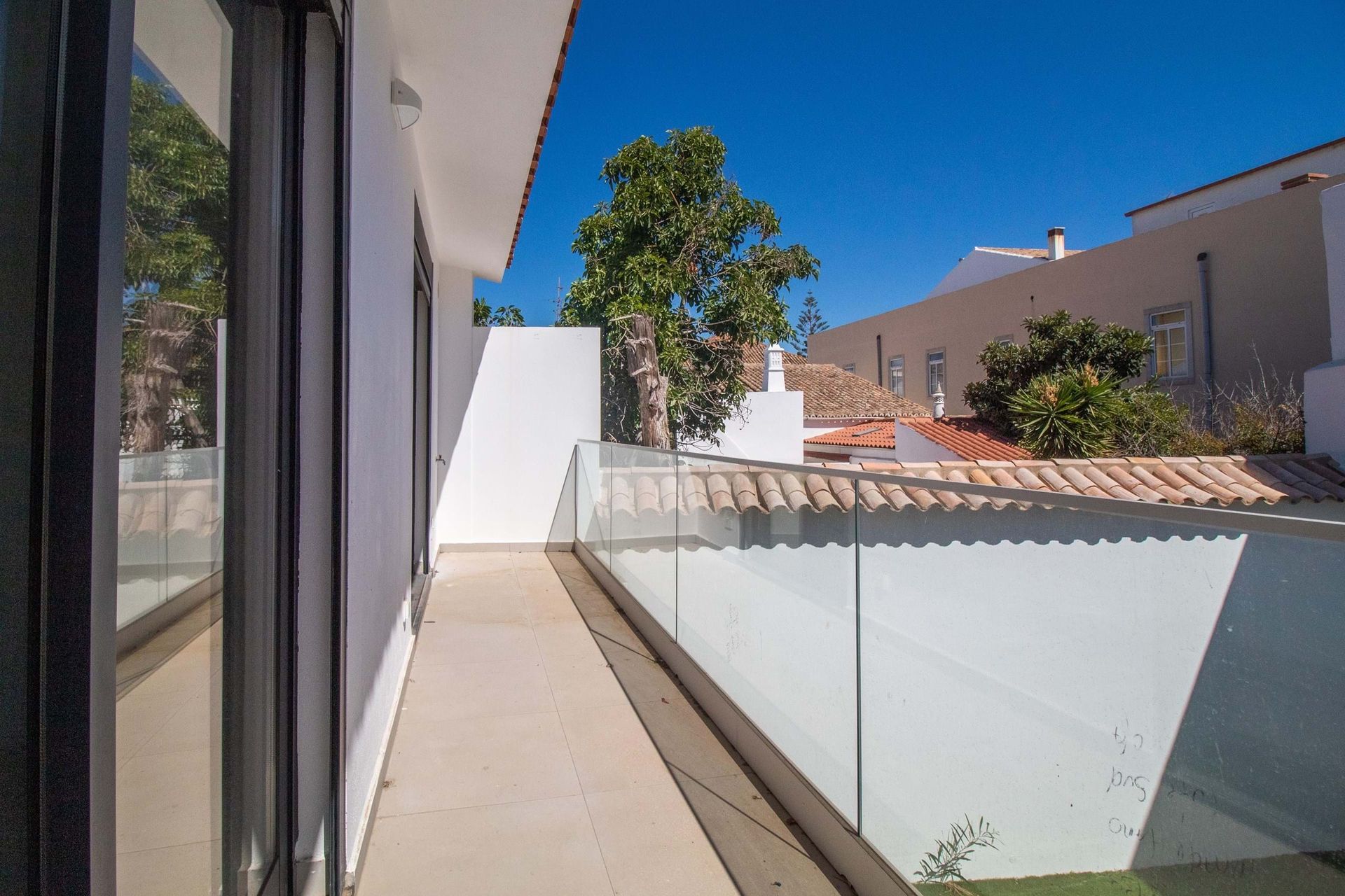 House in Faro, Faro District 12350064