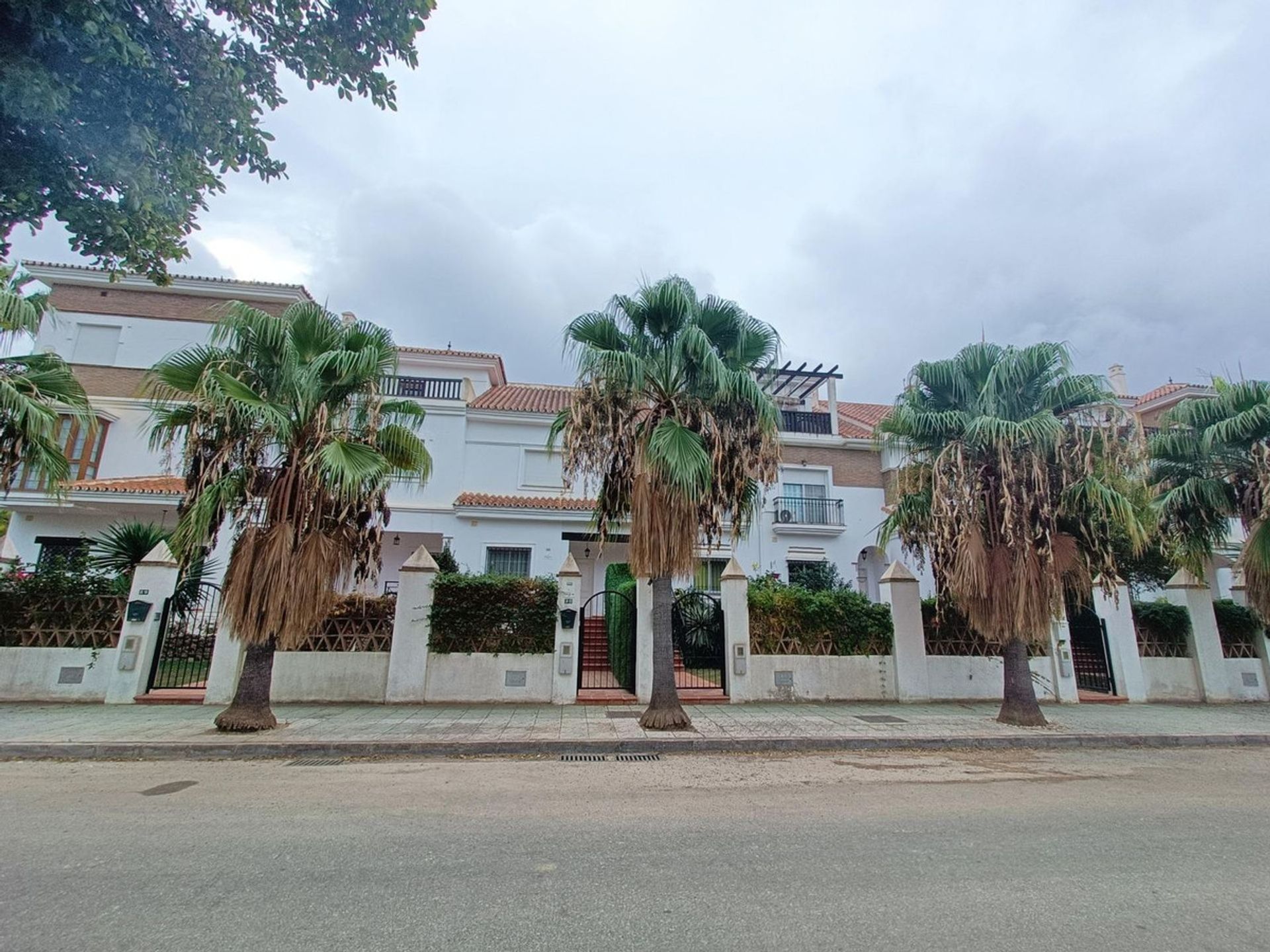 Huis in Alhaurín de la Torre, Andalusia 12350379