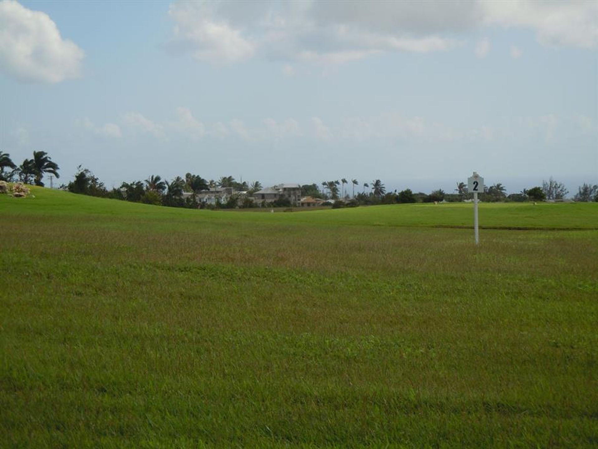 rumah dalam Bukit Beruk, Saint James 12350836