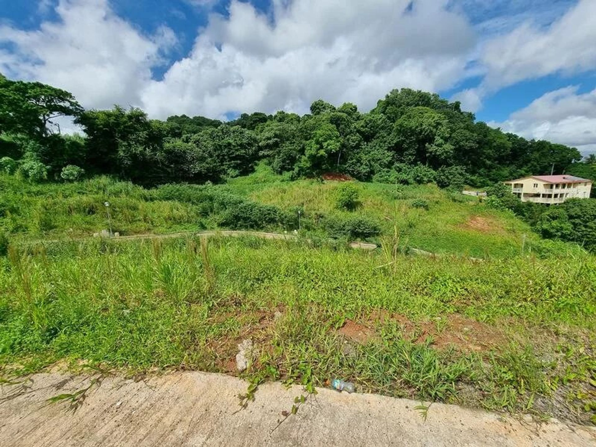 Land i Bellevue Chopin, Saint George 12351354