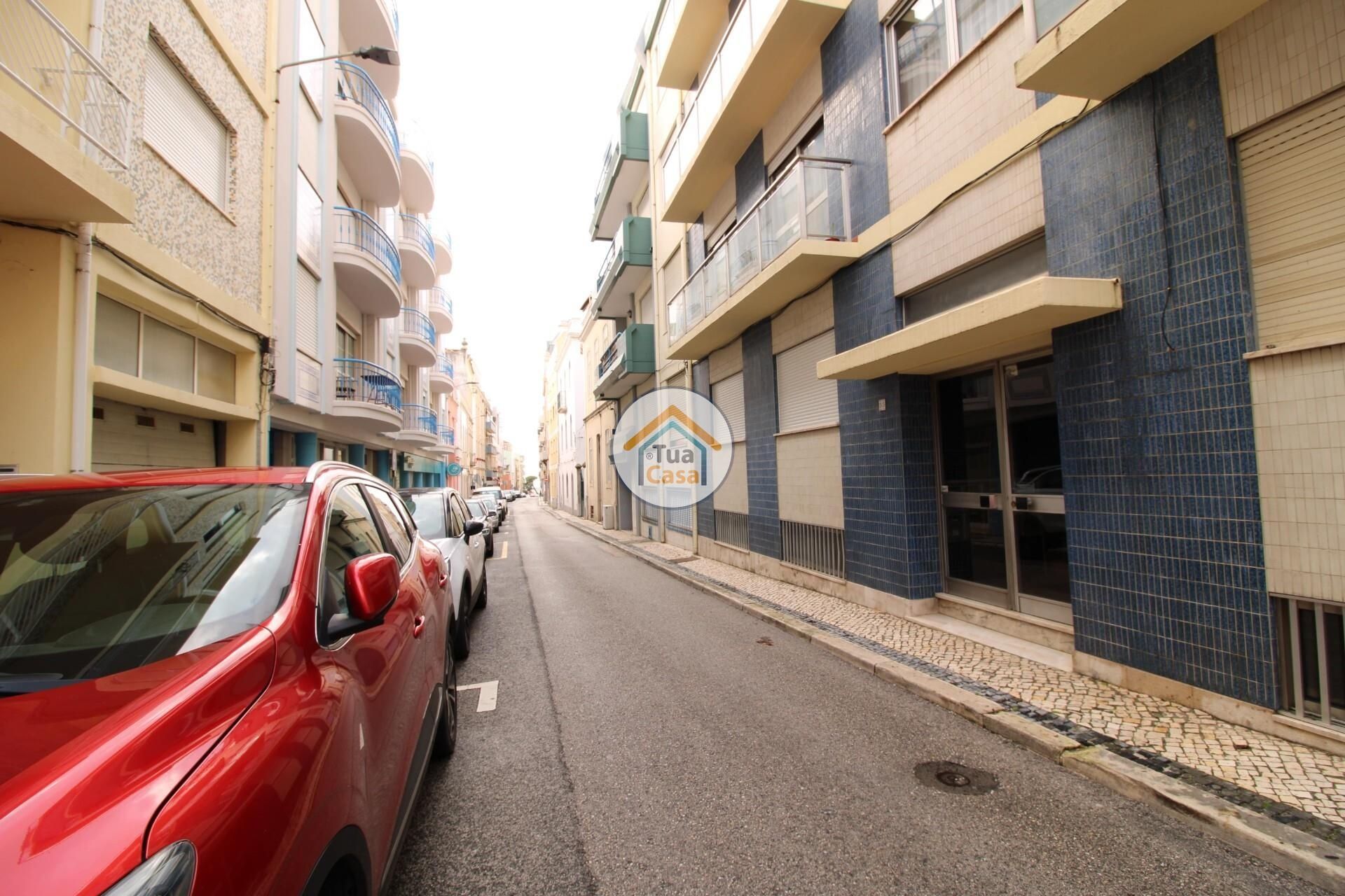 Detaljhandel i Buarcos, Coimbra District 12351994