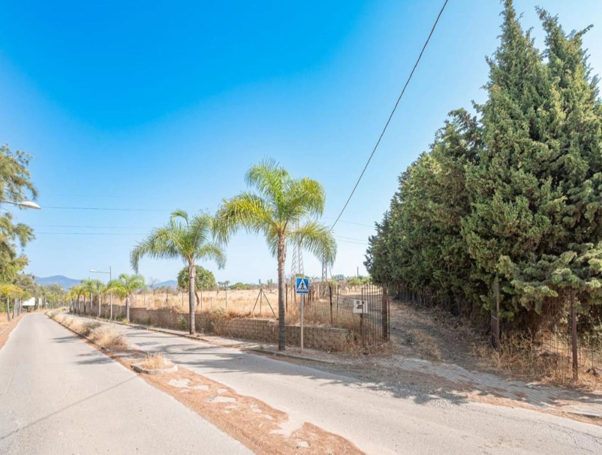 Land in Benahavis, Andalusia 12353736