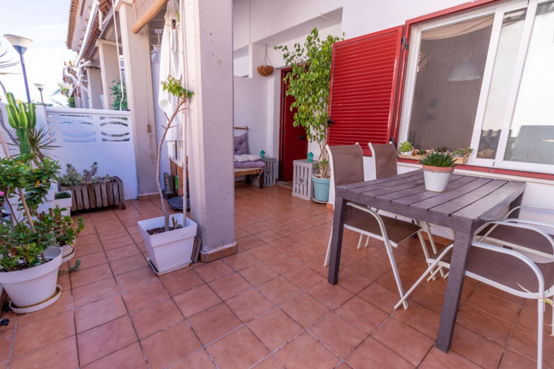 Yang lain dalam Barrio-Mar, Valencia 12353822