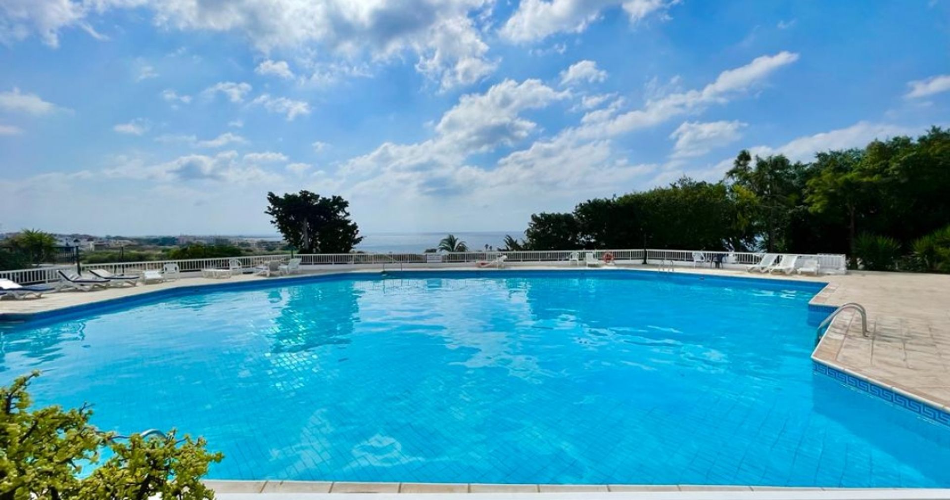 Condominium dans Chloraka, Paphos 12353941