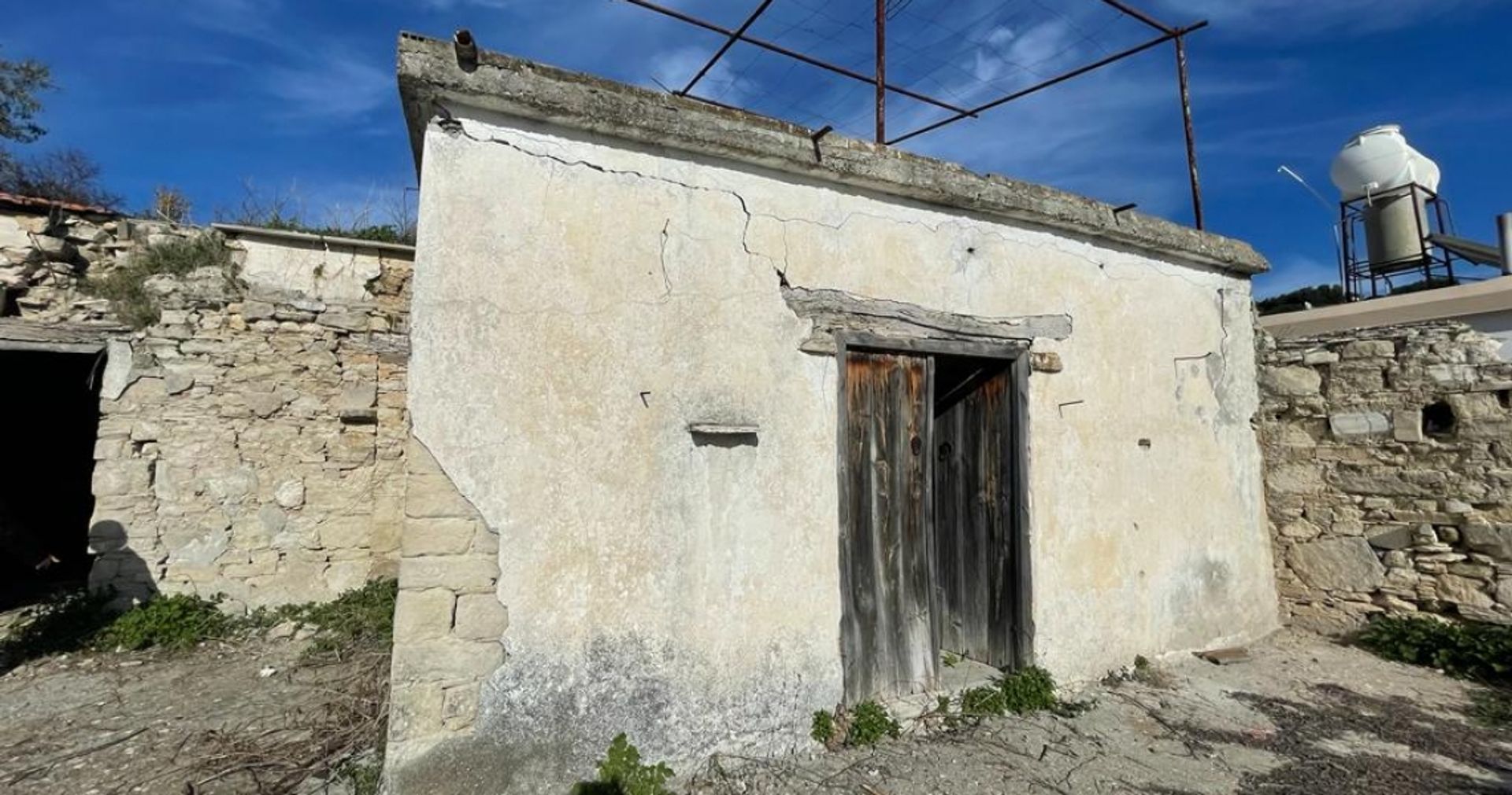 rumah dalam Letymvou, Paphos 12354270