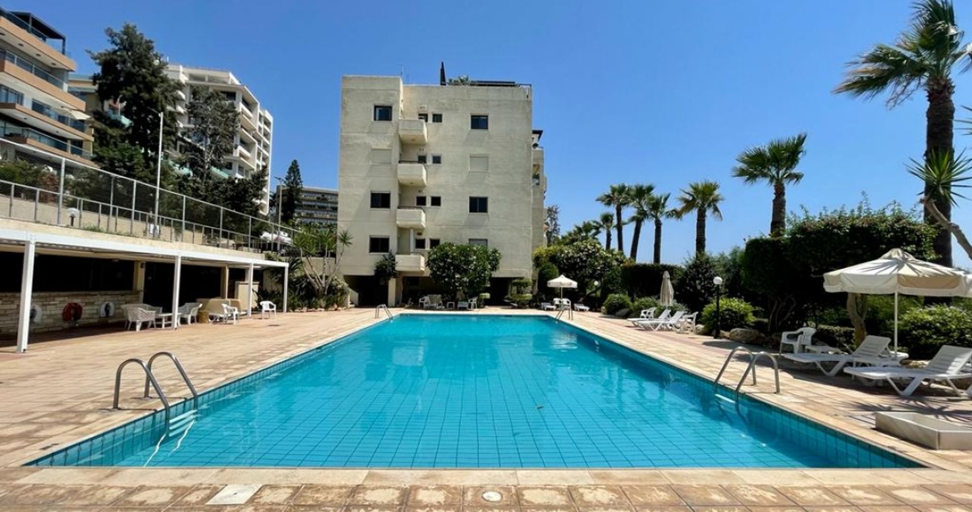 Condominio nel Agios Tychon, Limassol 12354348