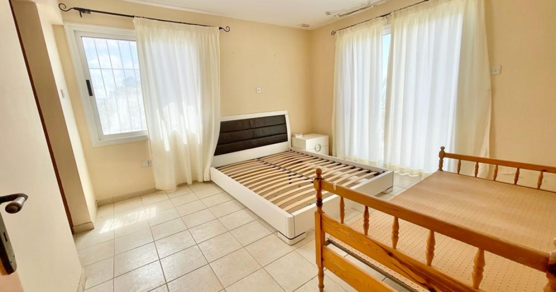 rumah dalam Akoursos, Paphos 12354355