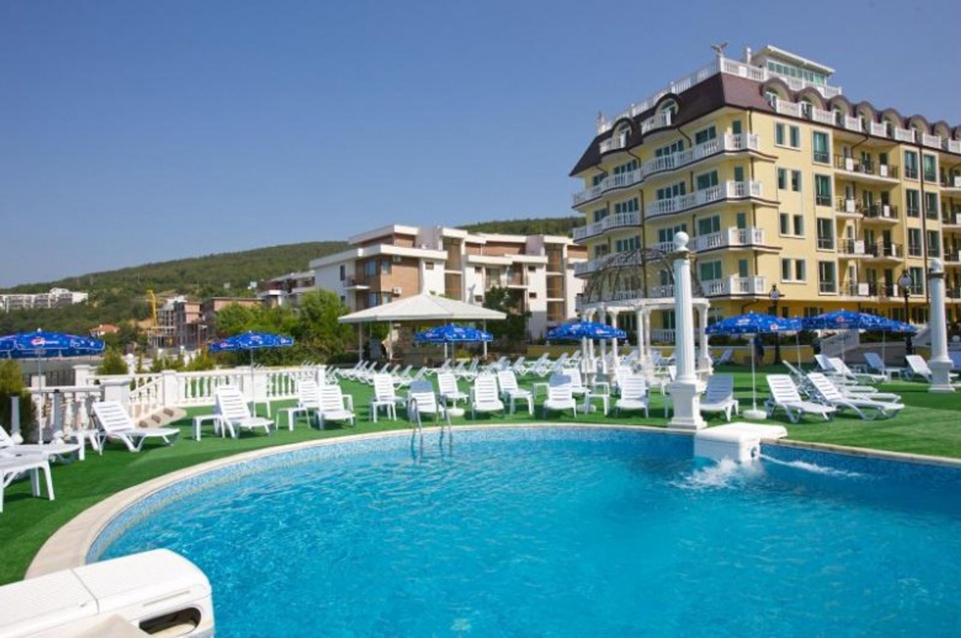 Condominium in Sveti Vlas, Burgas 12354629