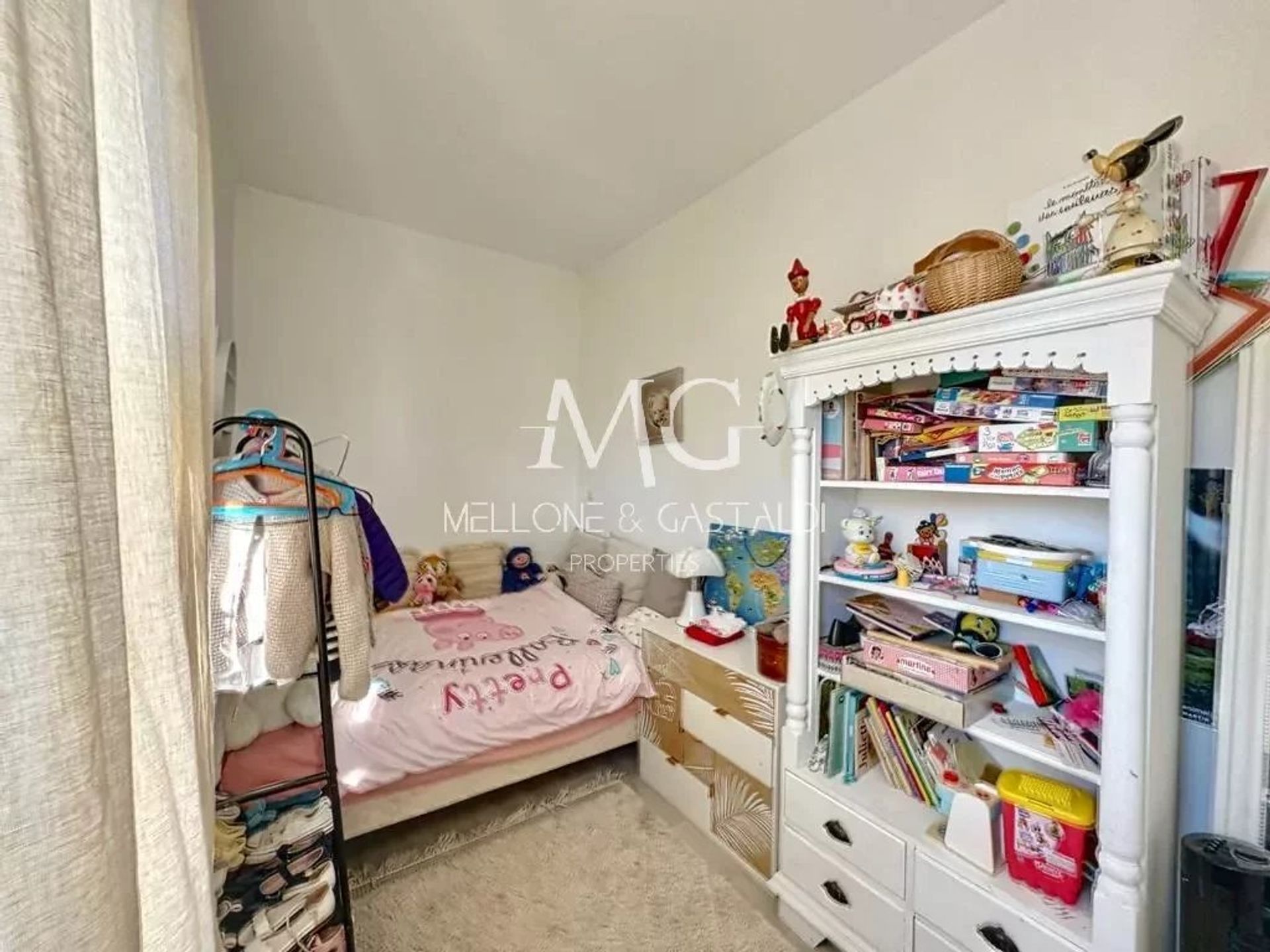 Condominium in Cannes, Alpes-Maritimes 12354725