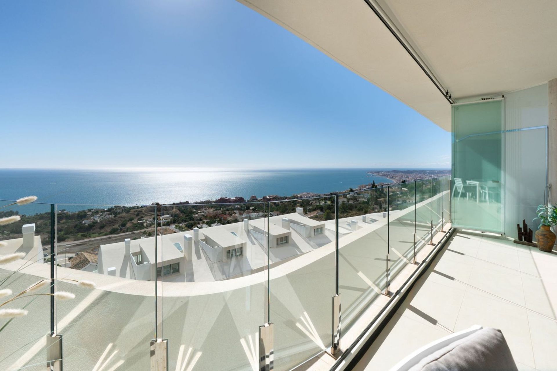 Condominium in Benalmadena, Andalusia 12355265