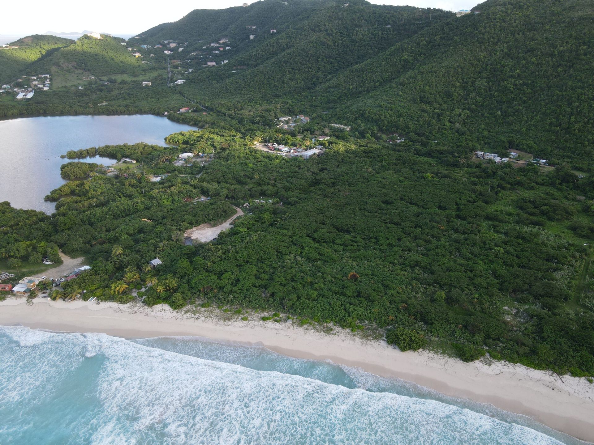 Land i , Tortola 12356168