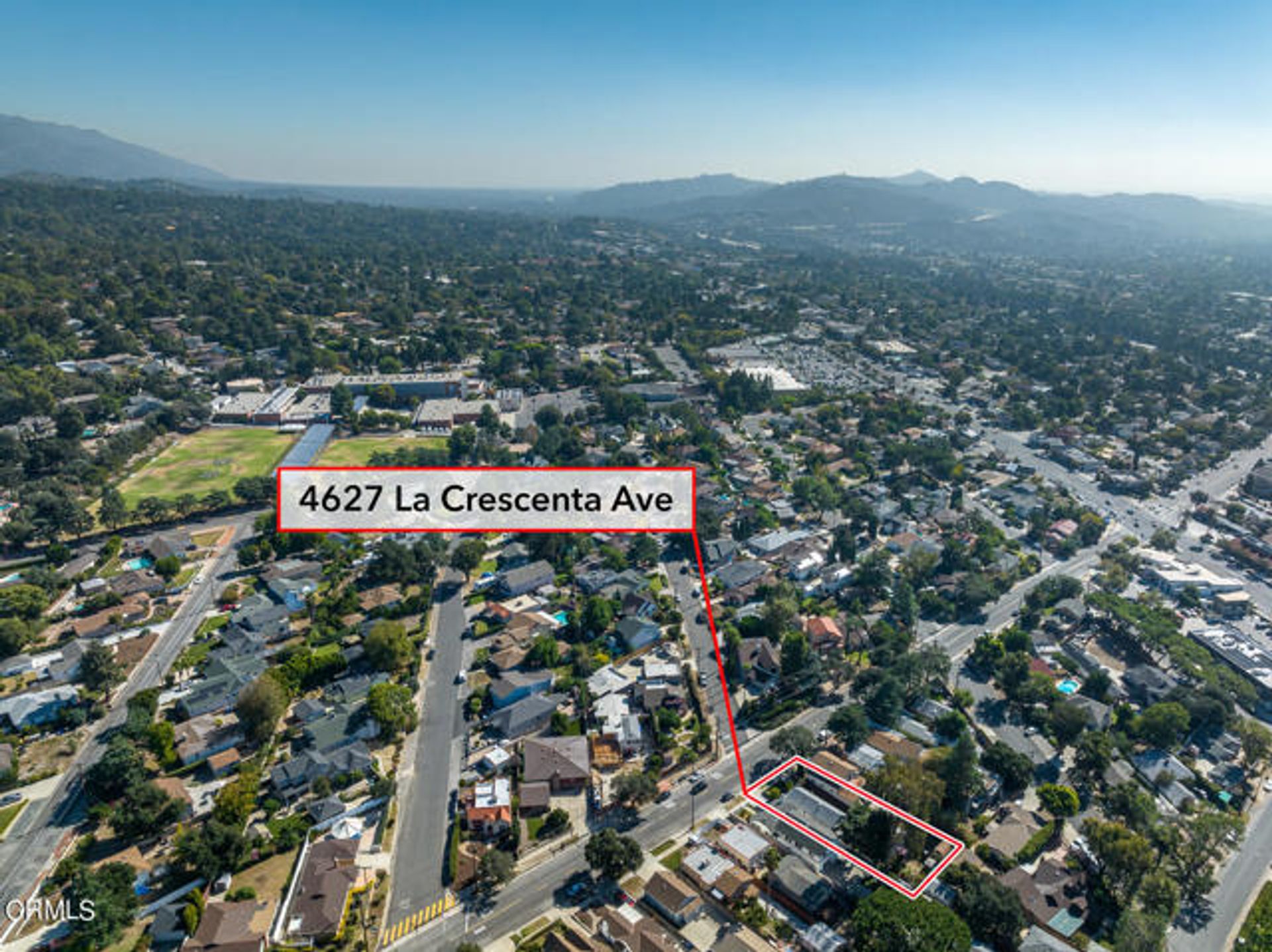 Hus i La Crescenta-Montrose, California 12356407