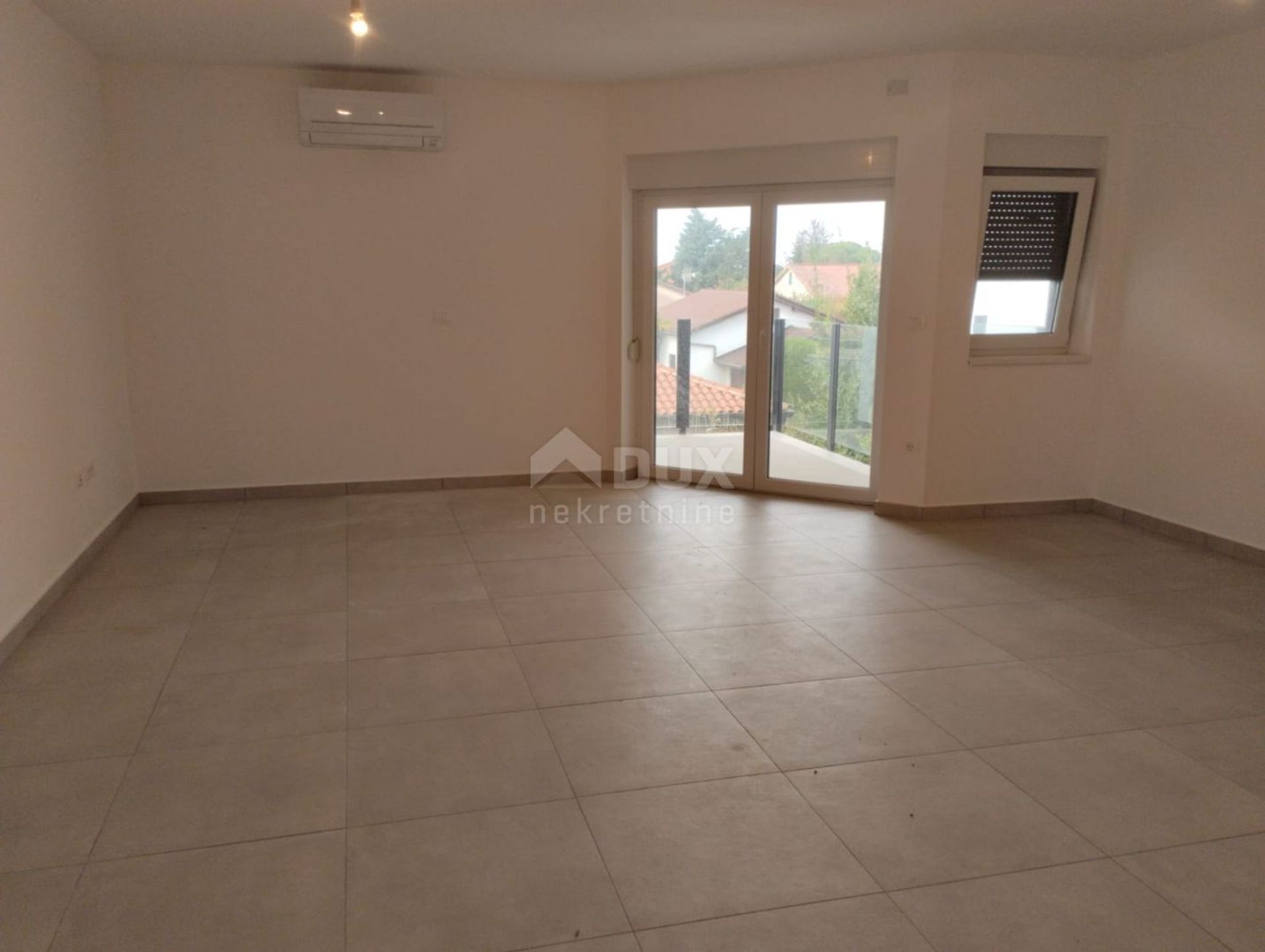 Condominium dans Savudrija, Istria County 12356502