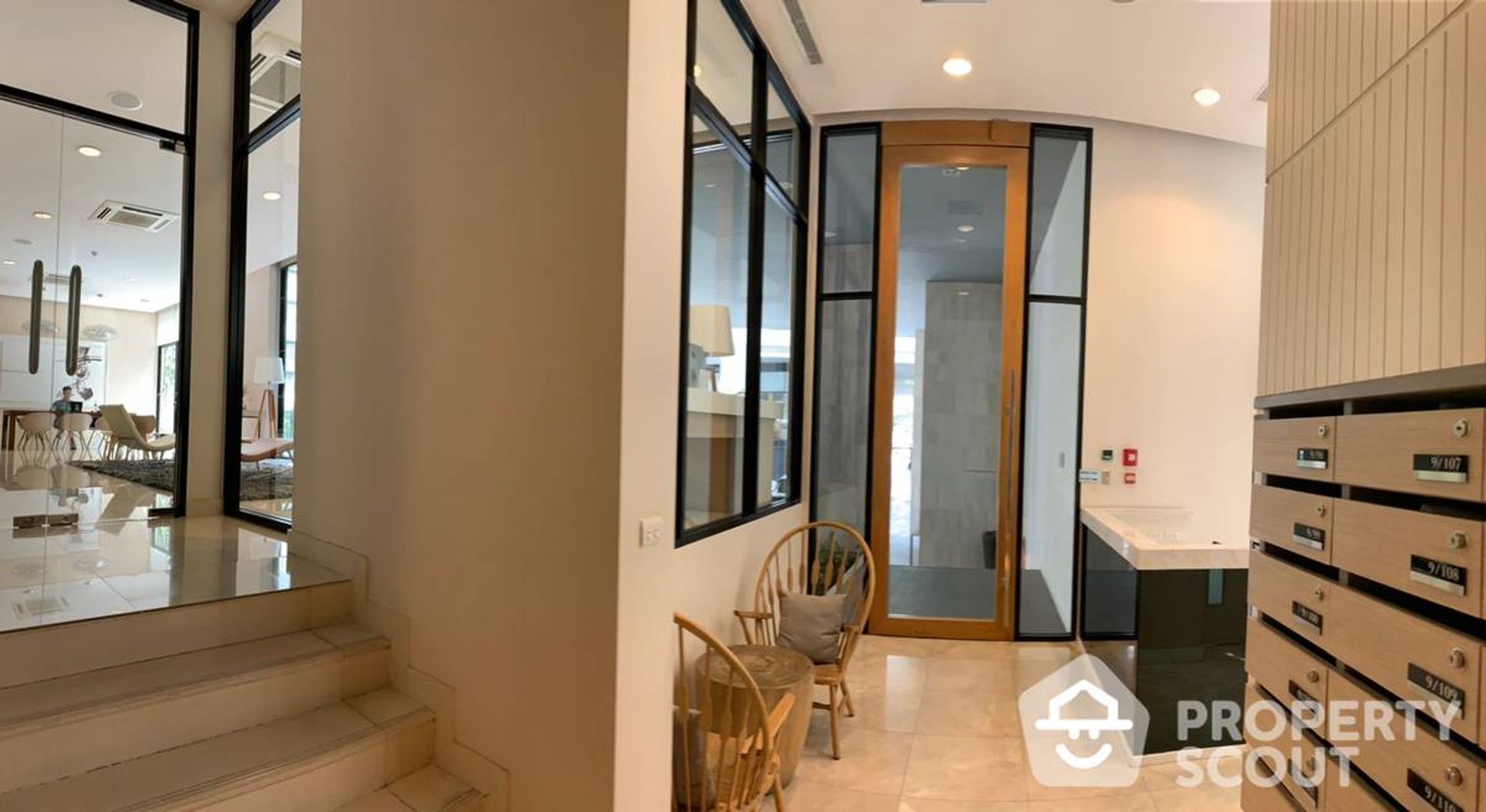 Condominium in Watthana, Krung Thep Maha Nakhon 12357078