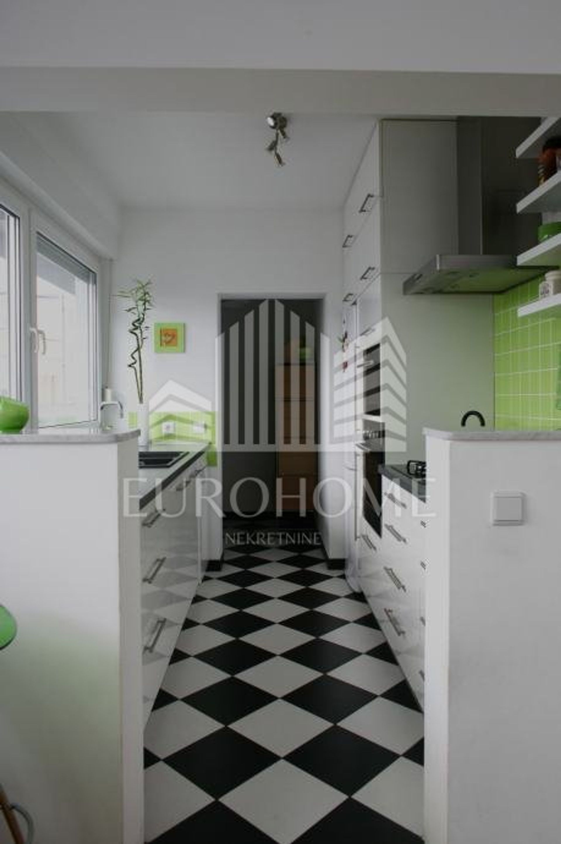 住宅 在 Zagreb, Grad Zagreb 12357194