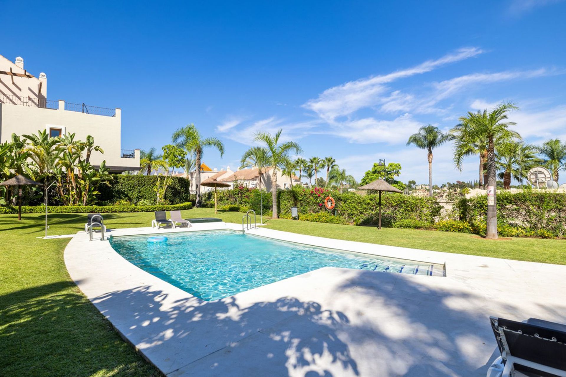 Multiple Houses in Estepona, Andalusia 12357717