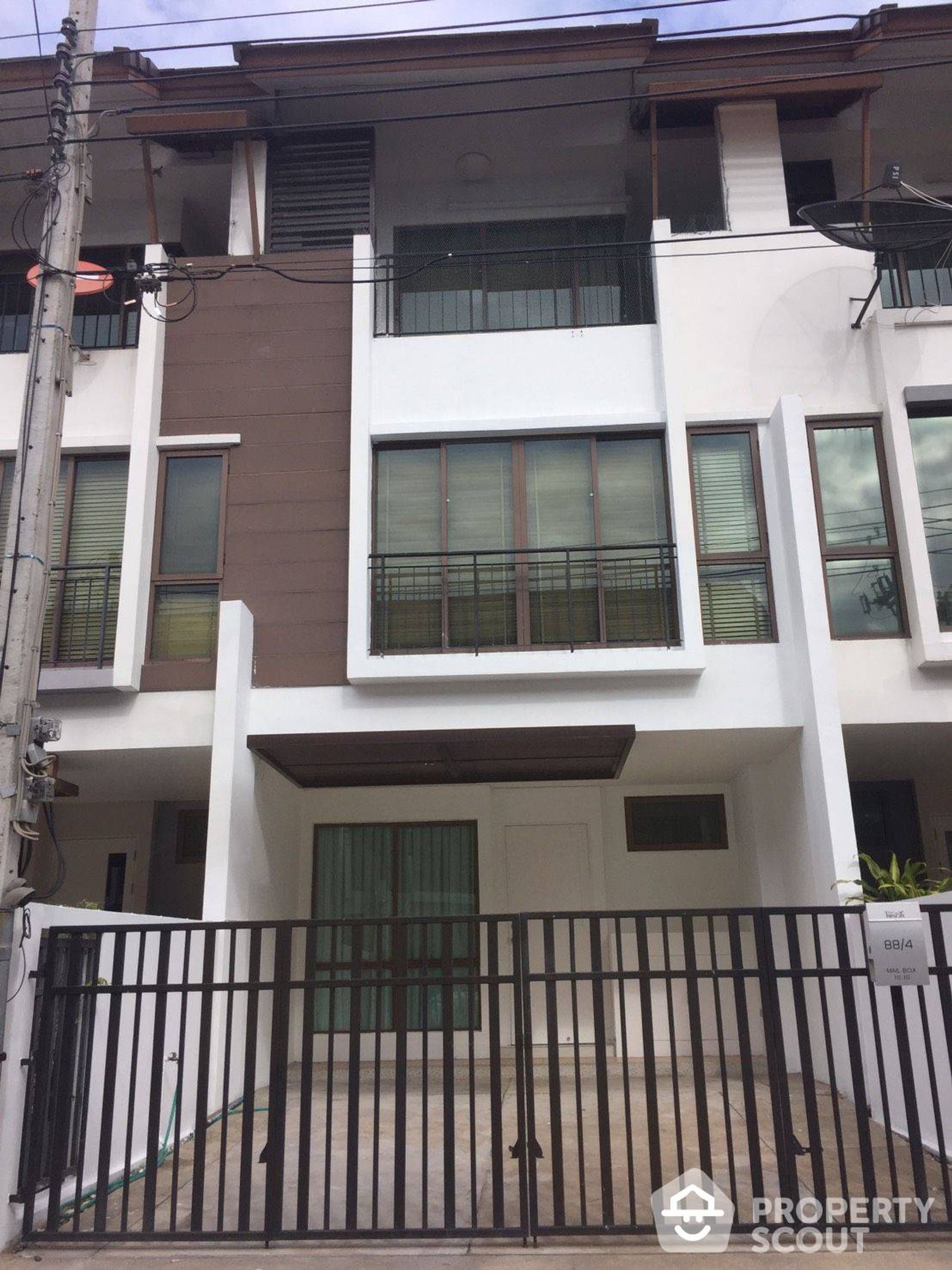 Rumah di , Krung Thep Maha Nakhon 12358420