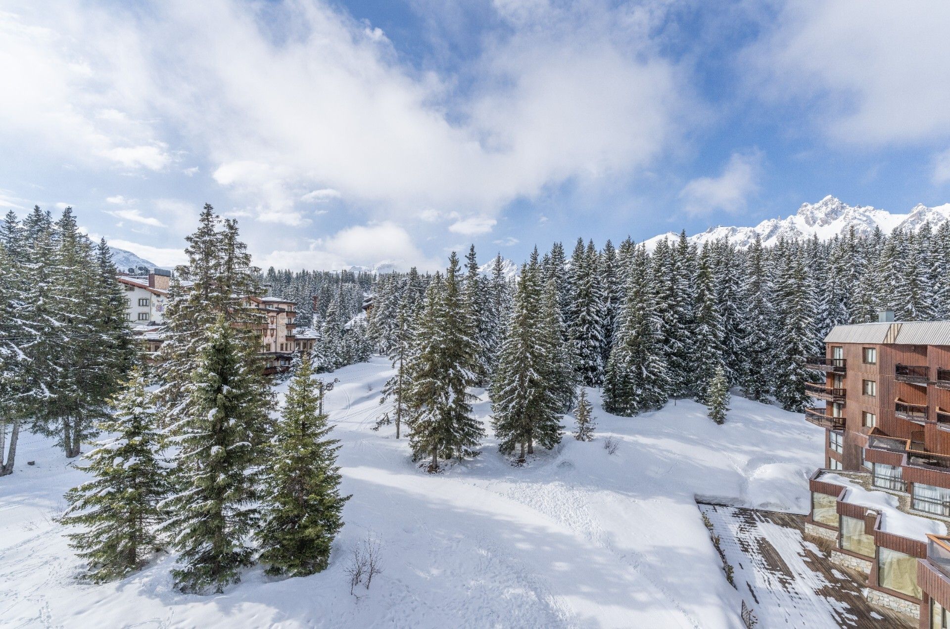 Кондоминиум в Courchevel, Auvergne-Rhône-Alpes 12359154