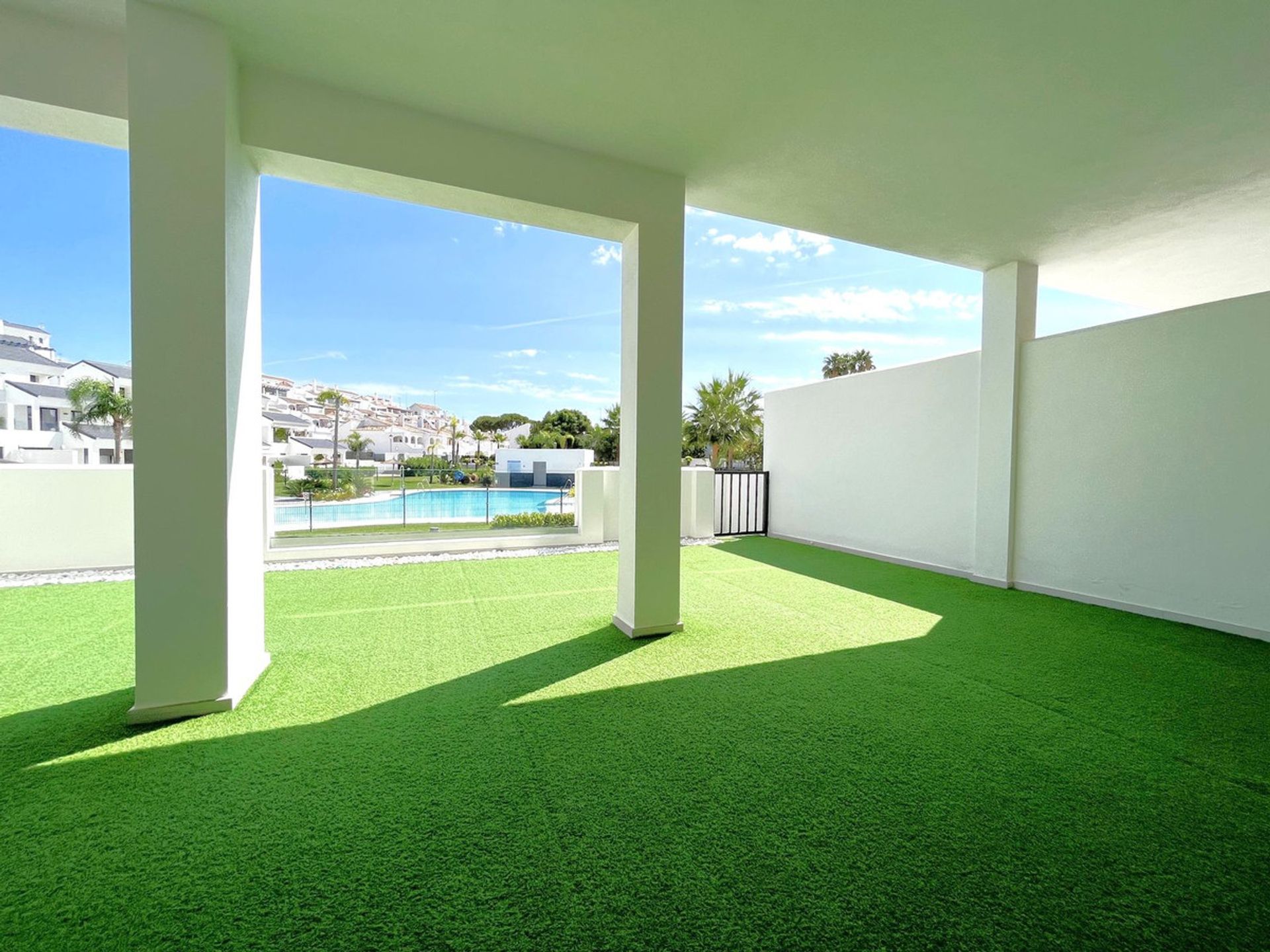 Condominio nel Estepona, Andalusia 12360218