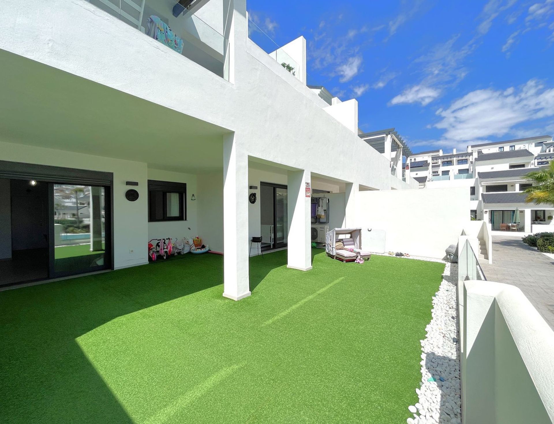 Condominio nel Estepona, Andalusia 12360218