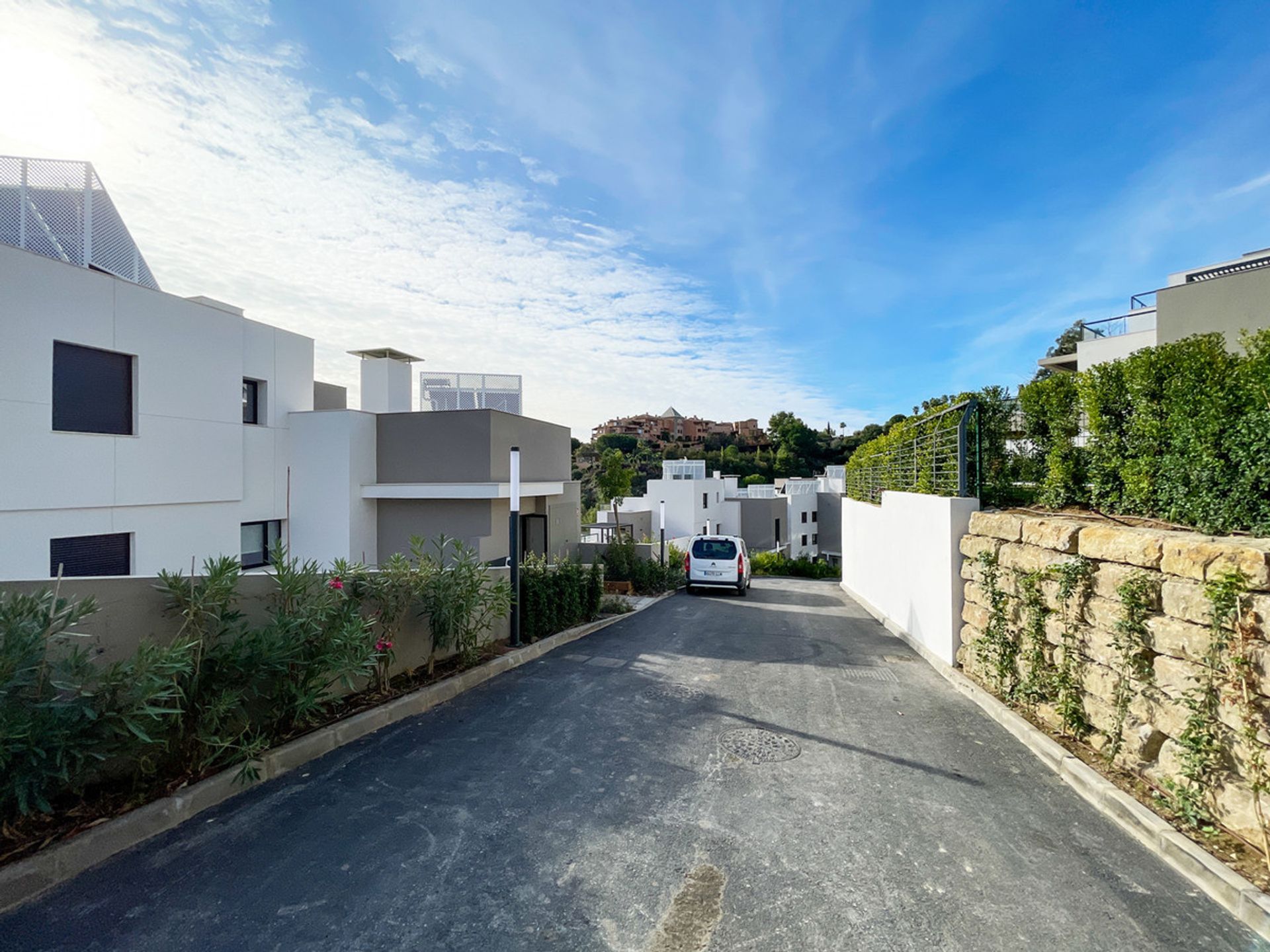 Condominium in Marbella, Andalusië 12362621