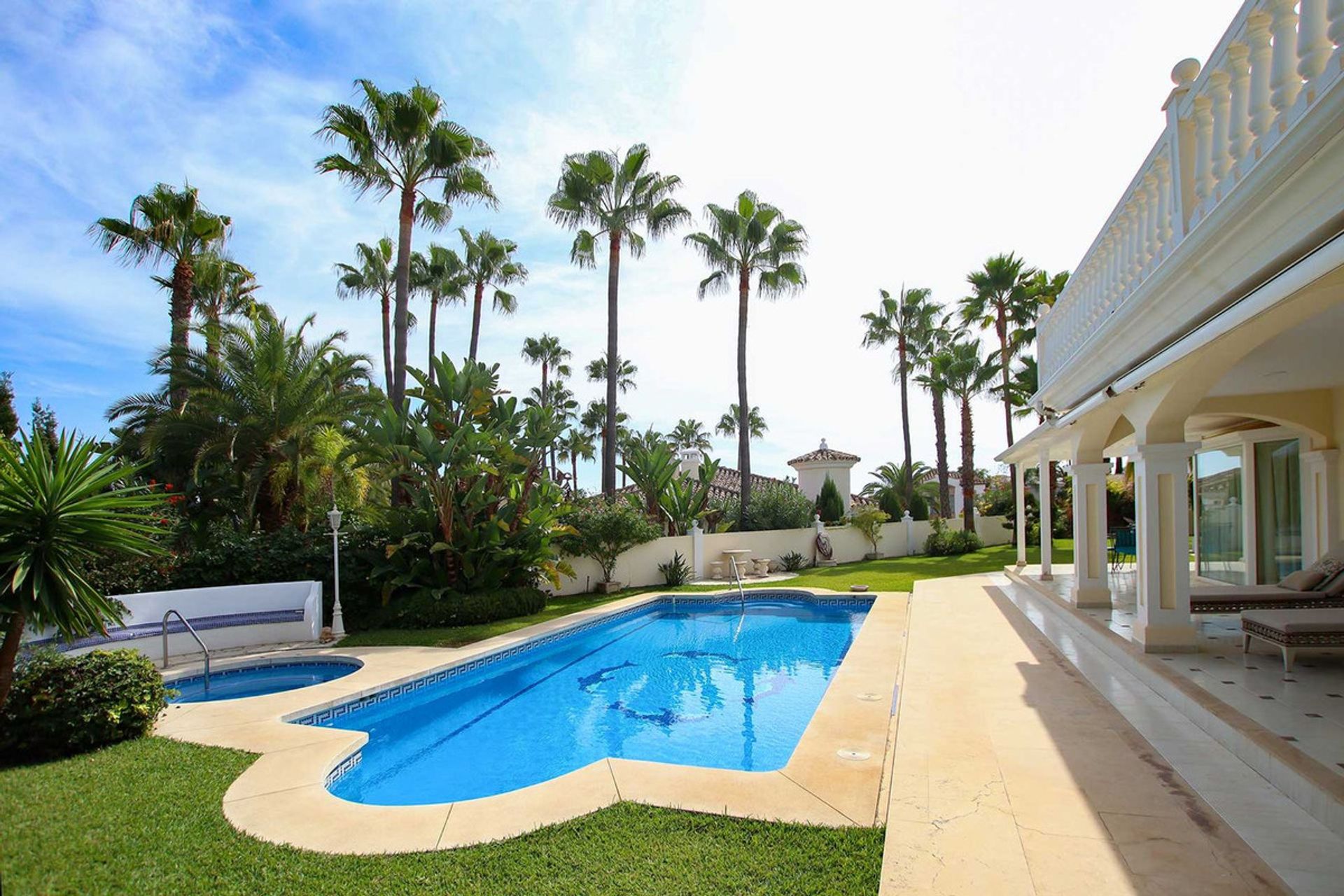 House in Marbella, Andalucía 12362756