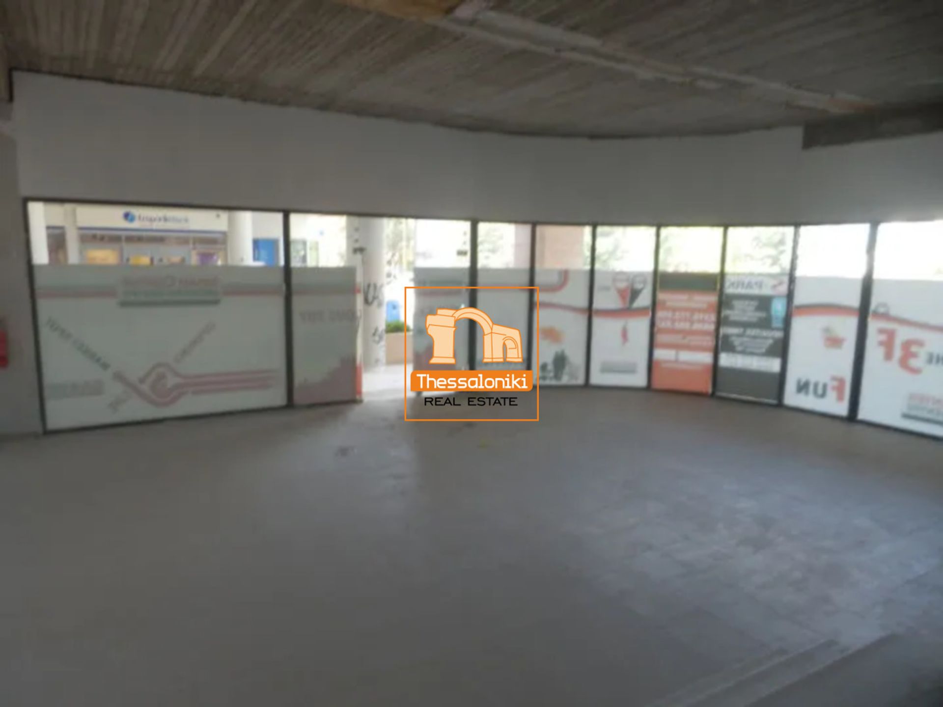 Retail in Oraiokastro, Kentriki Makedonia 12364465