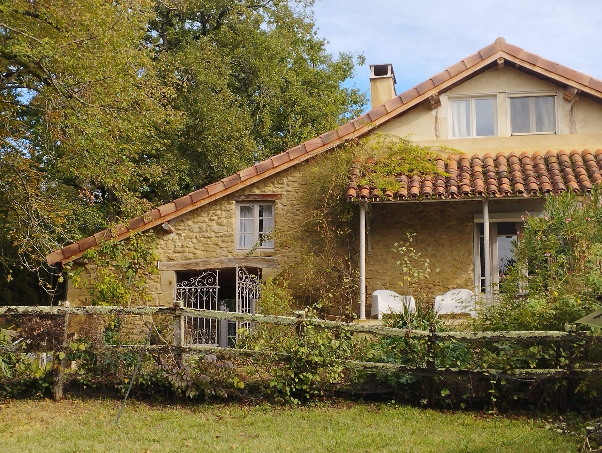 بيت في Marciac, Occitanie 12365508