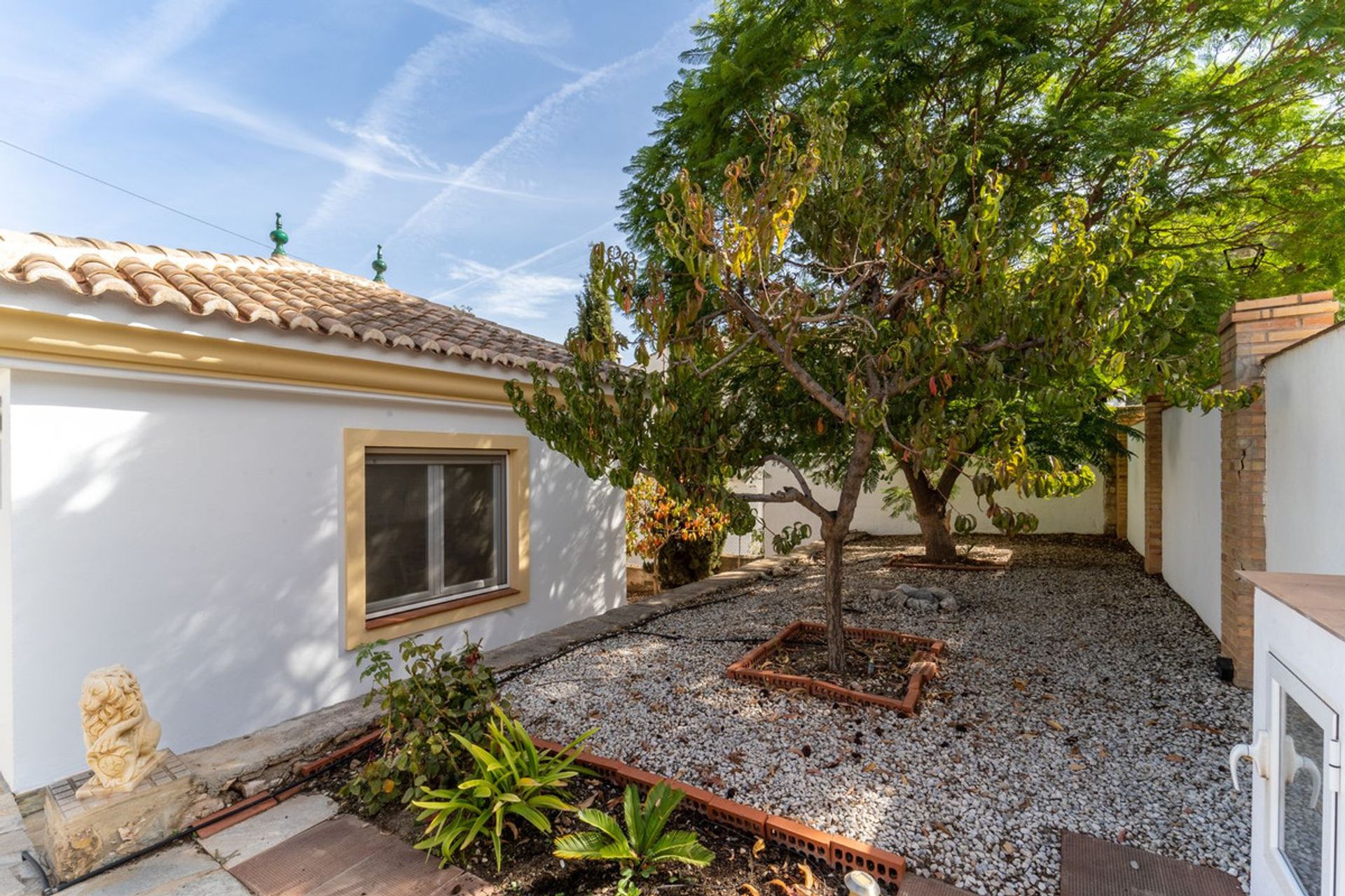 Condominium in Alhaurín de la Torre, Andalusia 12365585