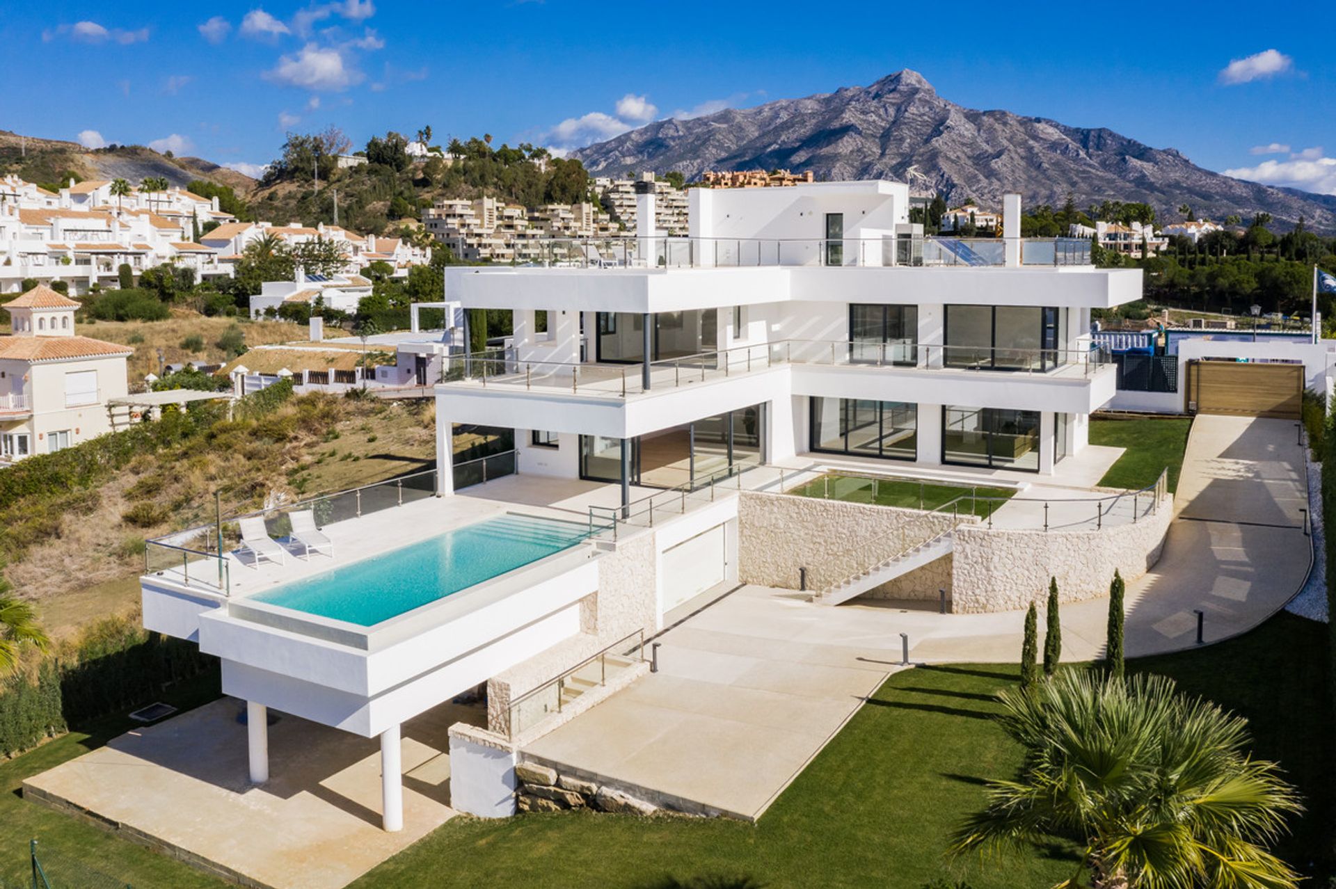 Hus i Marbella, Andalucía 12365696