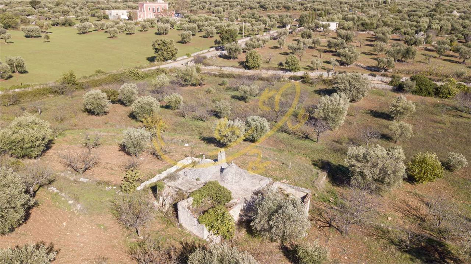 بيت في Castellana Grotte, Apulia 12365798