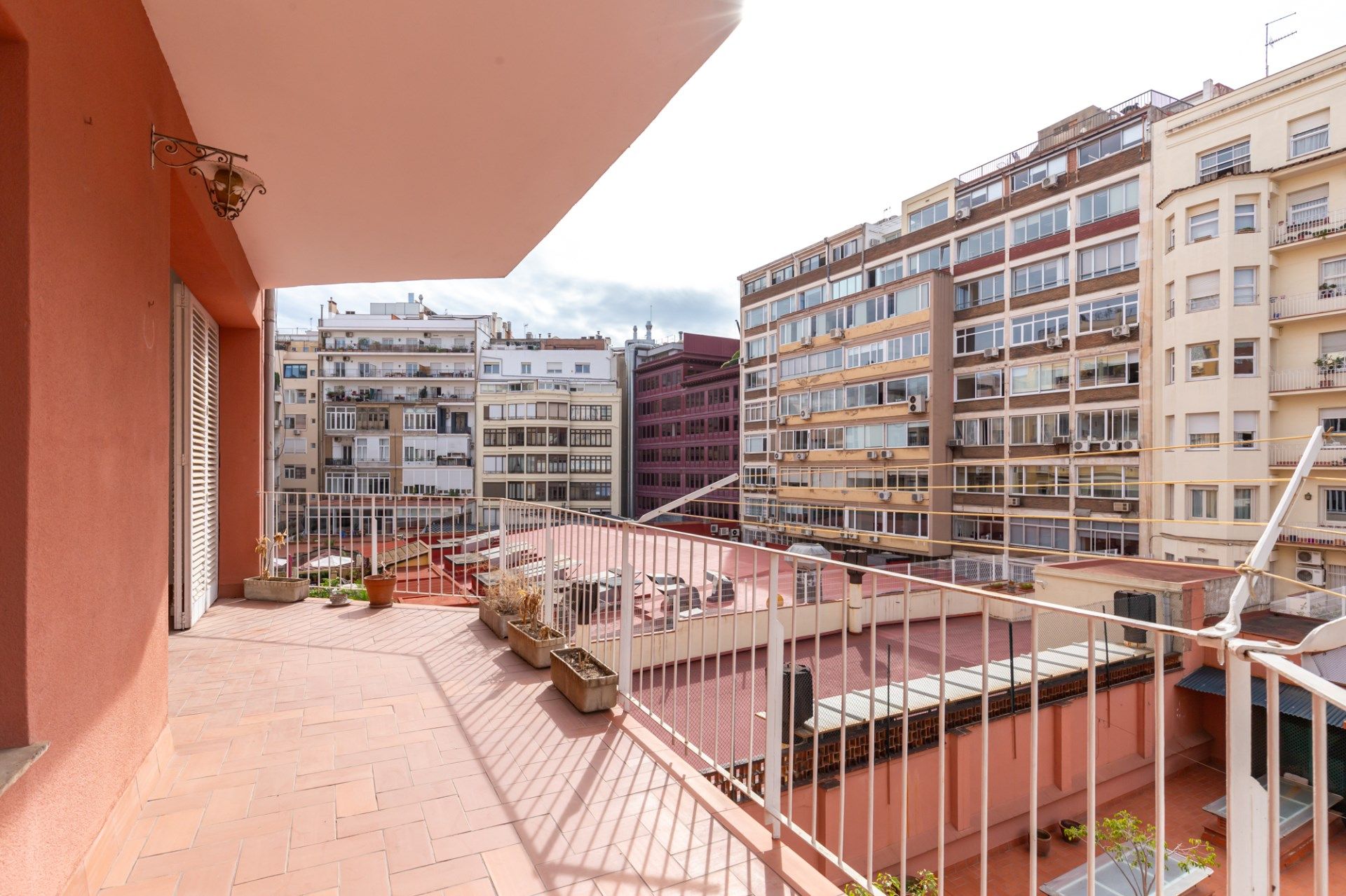 Condominium in Barcelona, Catalunya 12365879