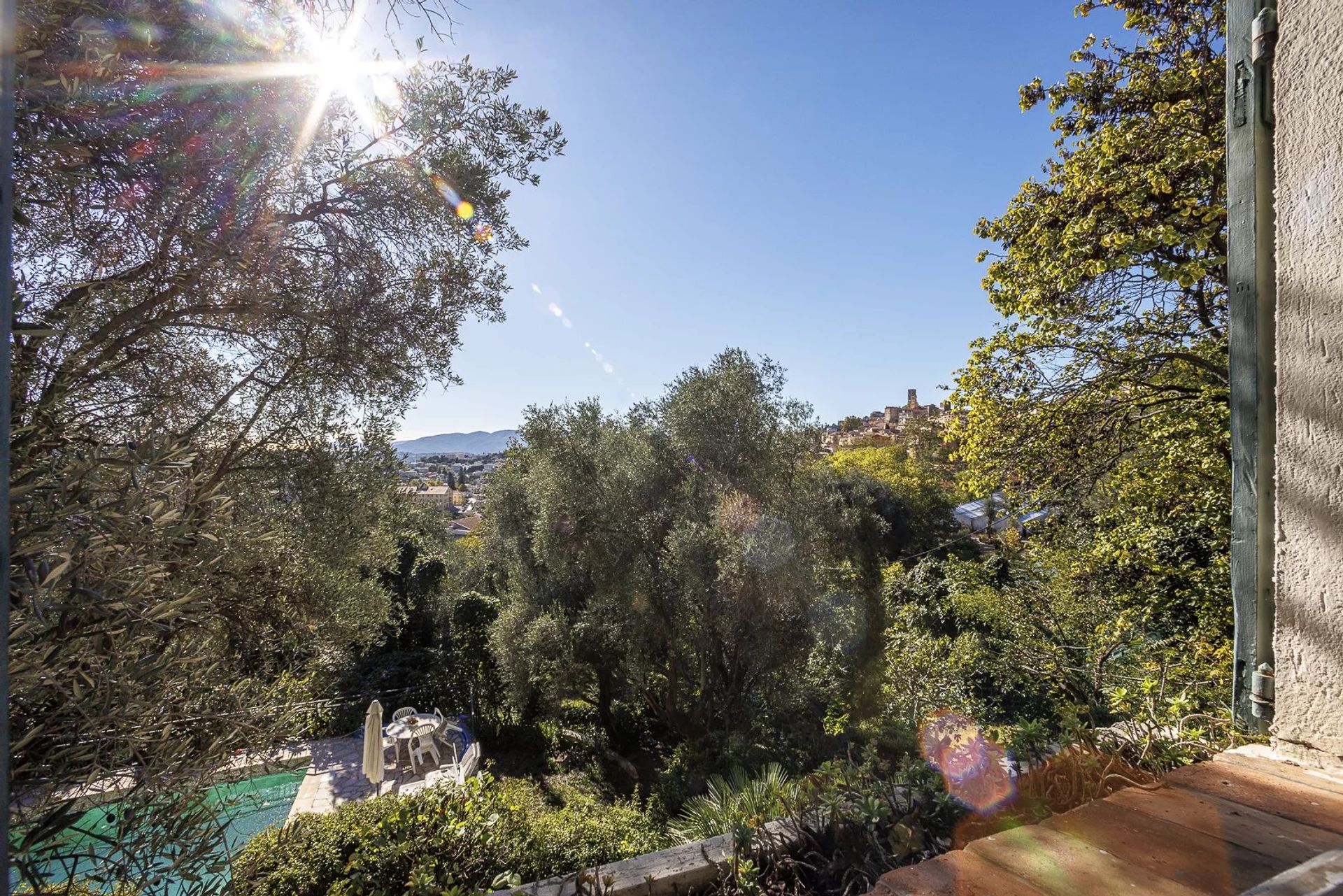 σπίτι σε Grasse, Provence-Alpes-Côte d'Azur 12365886