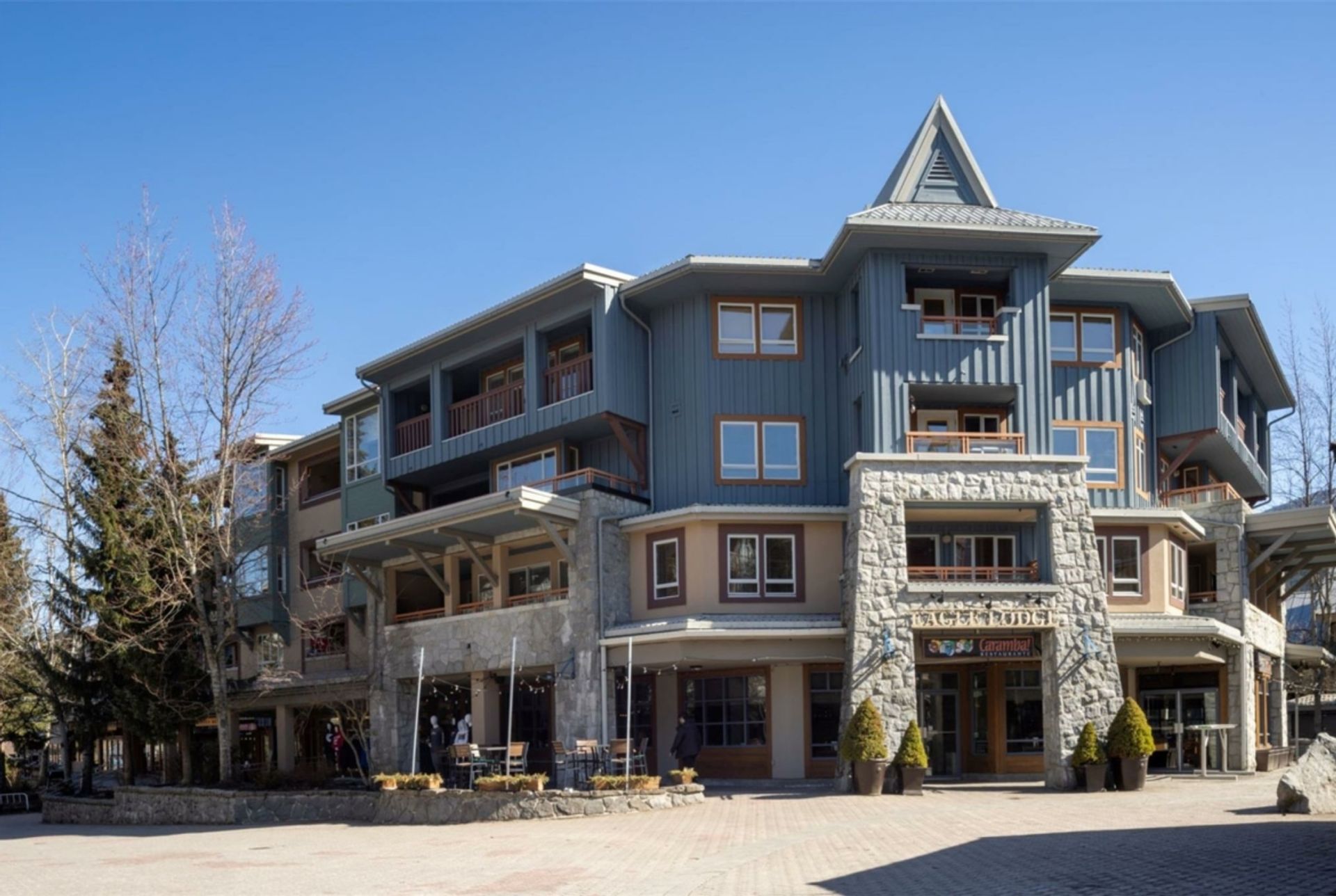 عمارات في Whistler, كولومبيا البريطانية 12366157