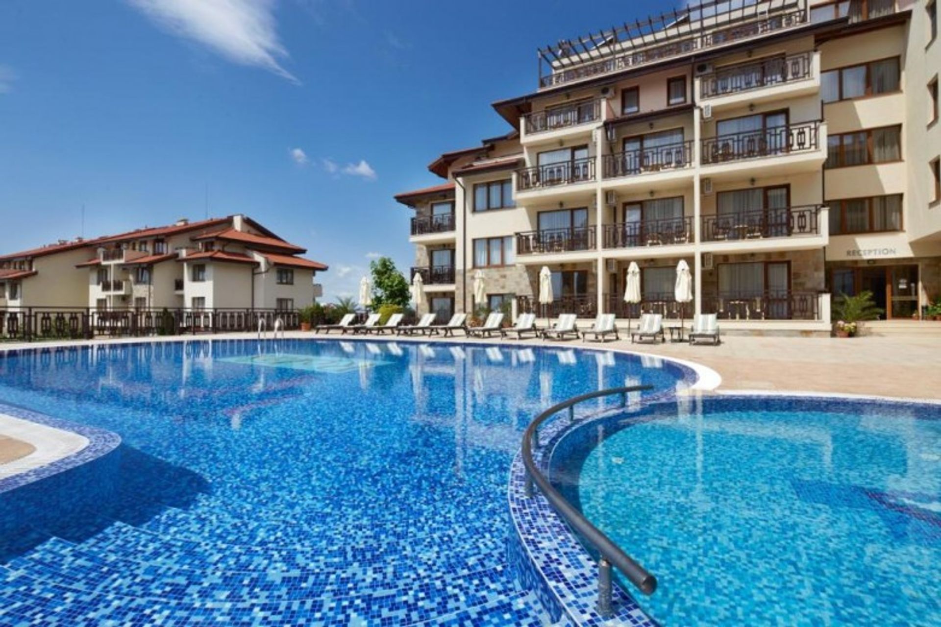 Condominio en Nesebar, Burgas 12366436